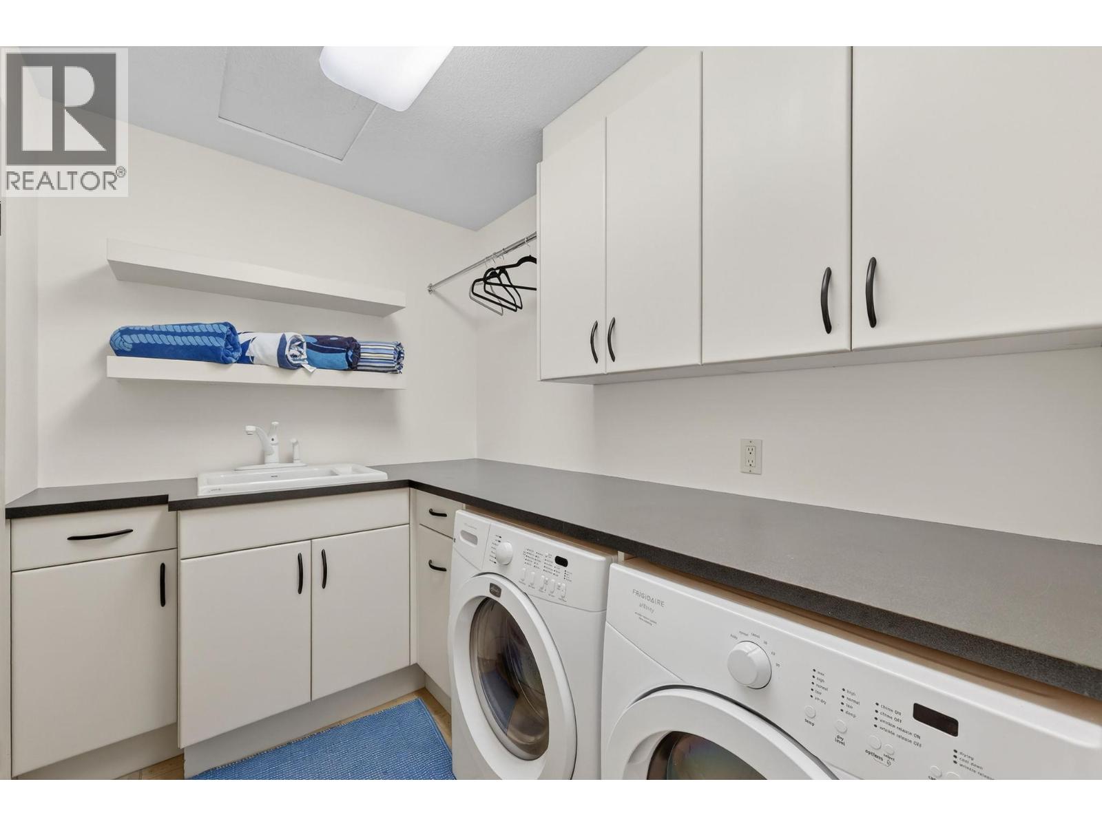 2589 Whitworth Road Unit# 8