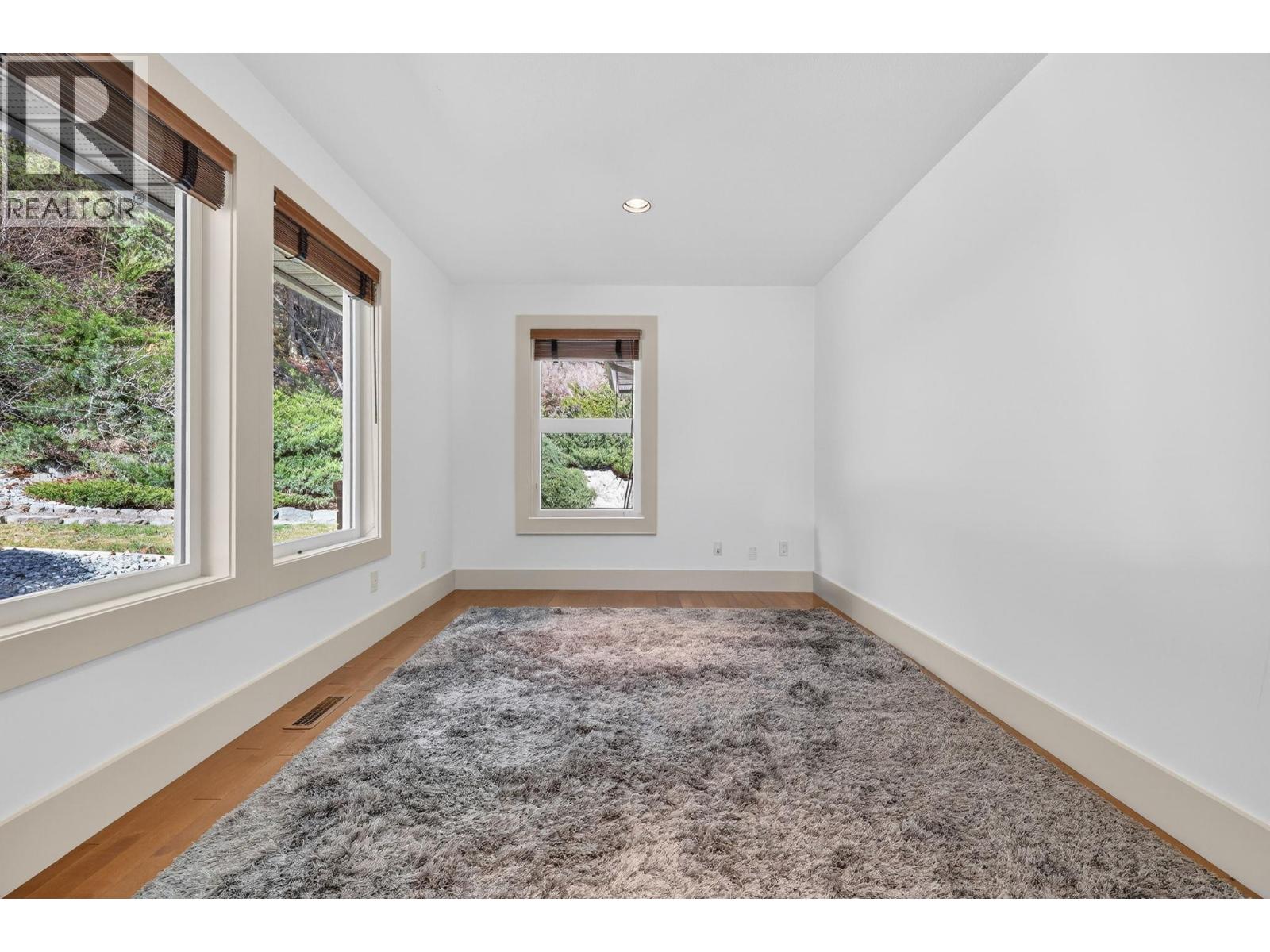 2589 Whitworth Road Unit# 8