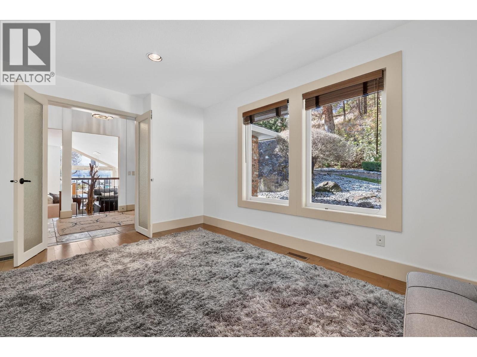 2589 Whitworth Road Unit# 8