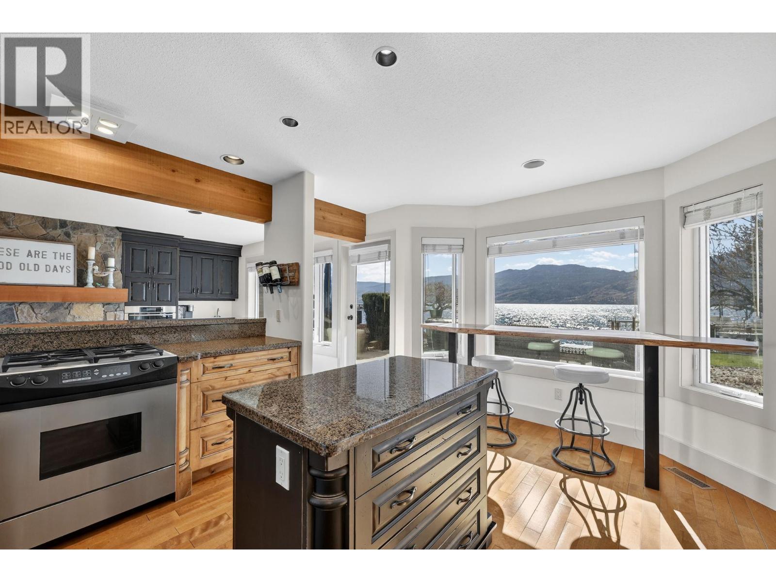 2589 Whitworth Road Unit# 8