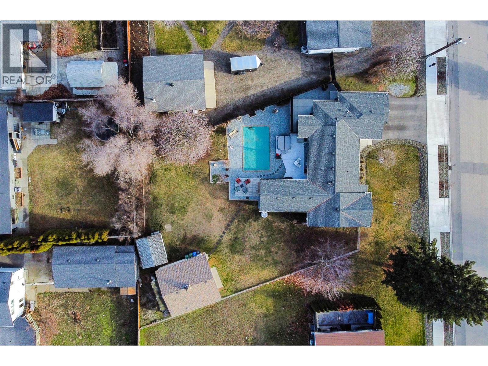 1490 Cornwall Road