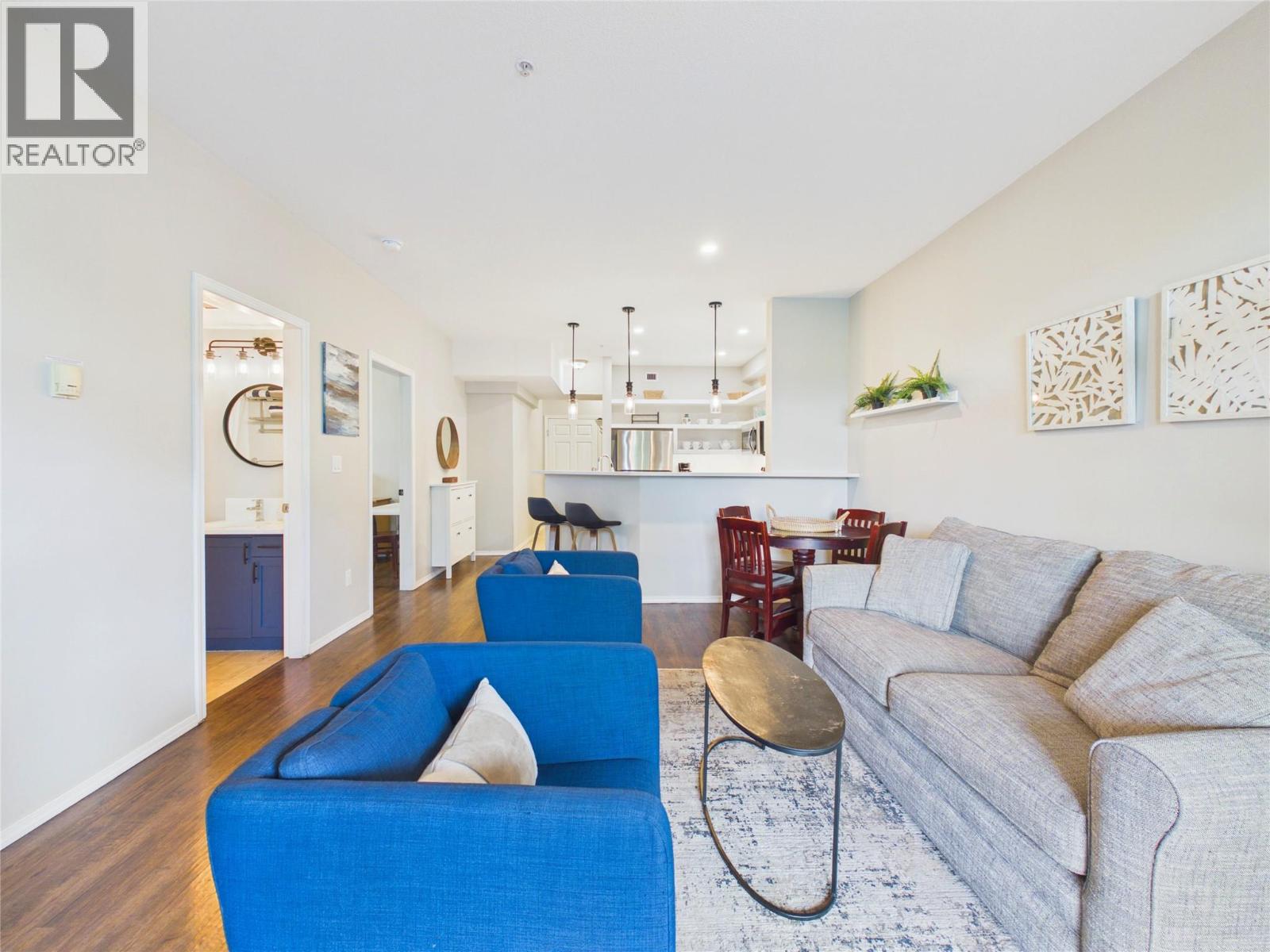 1088 Sunset Drive Unit# 302