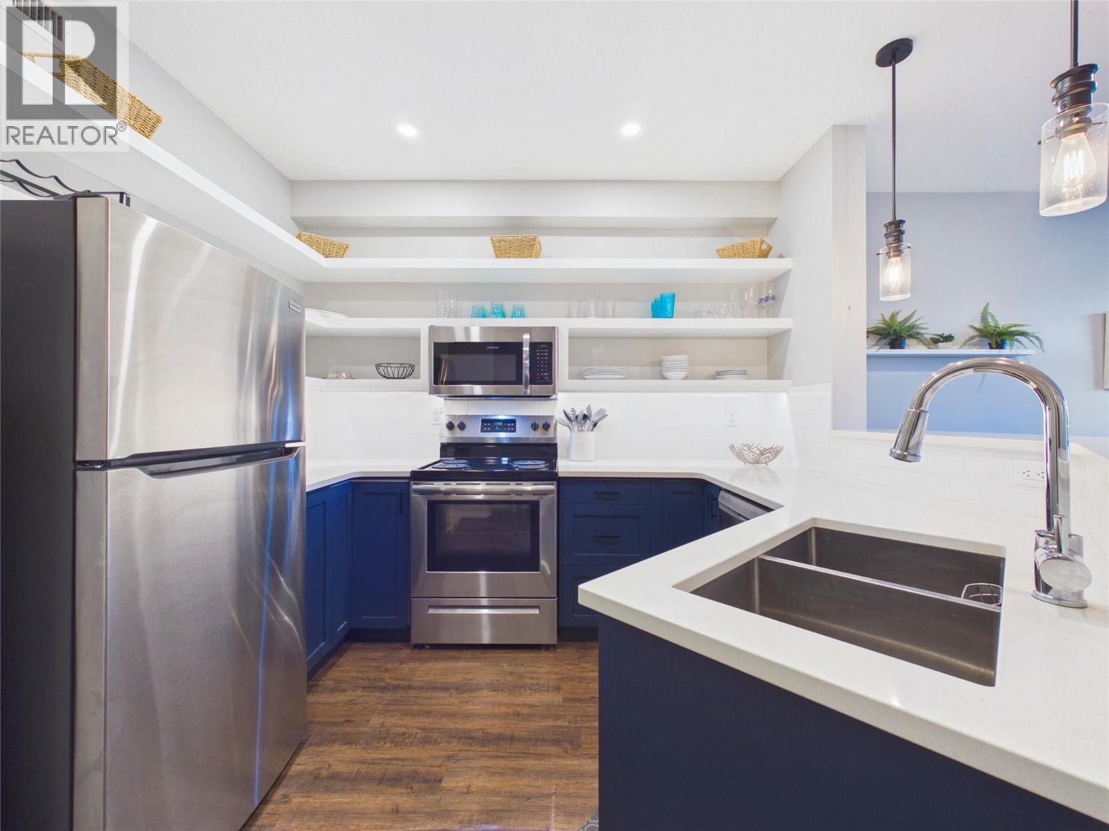 1088 Sunset Drive Unit# 302
