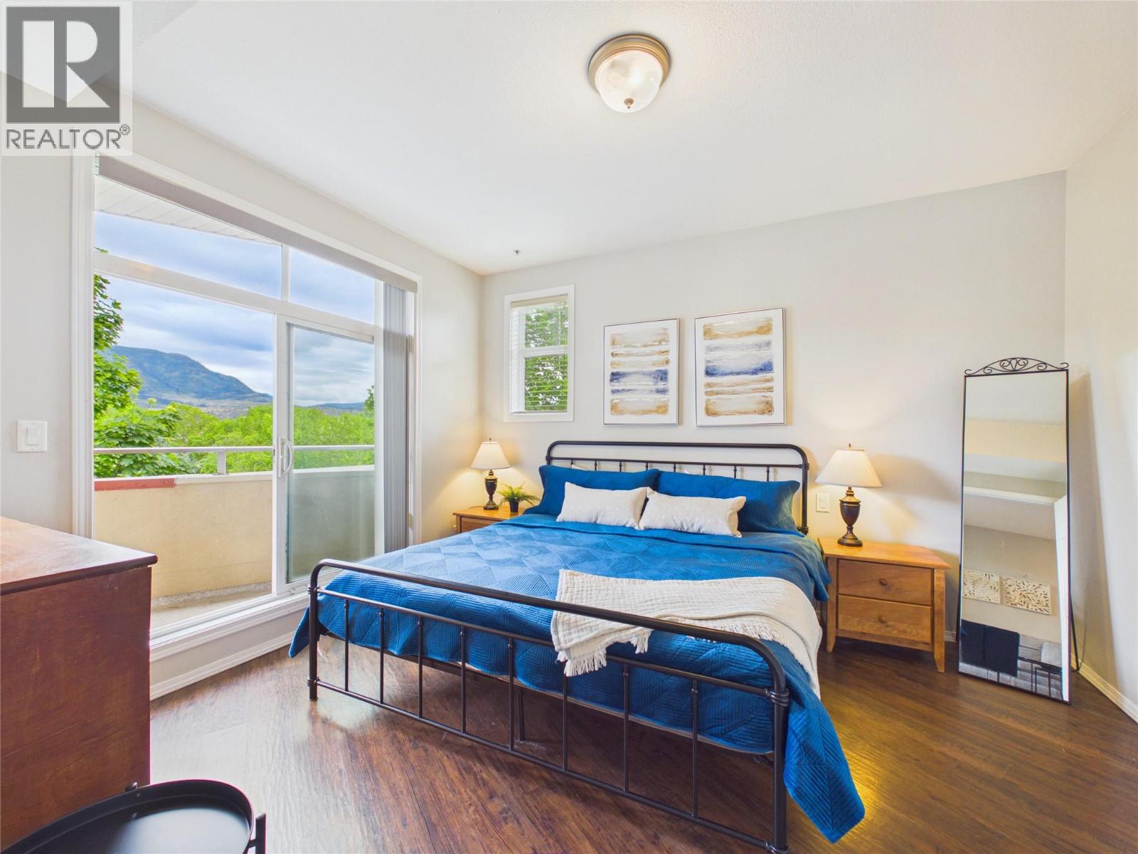 1088 Sunset Drive Unit# 302