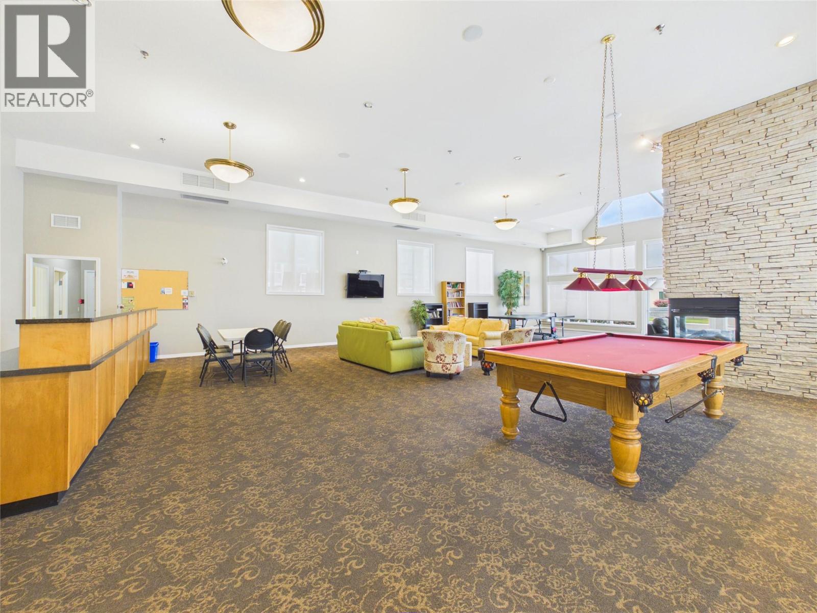 1088 Sunset Drive Unit# 302