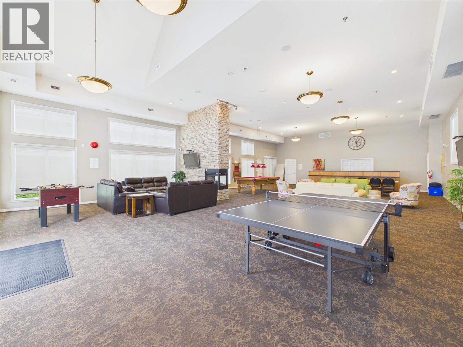 1088 Sunset Drive Unit# 302