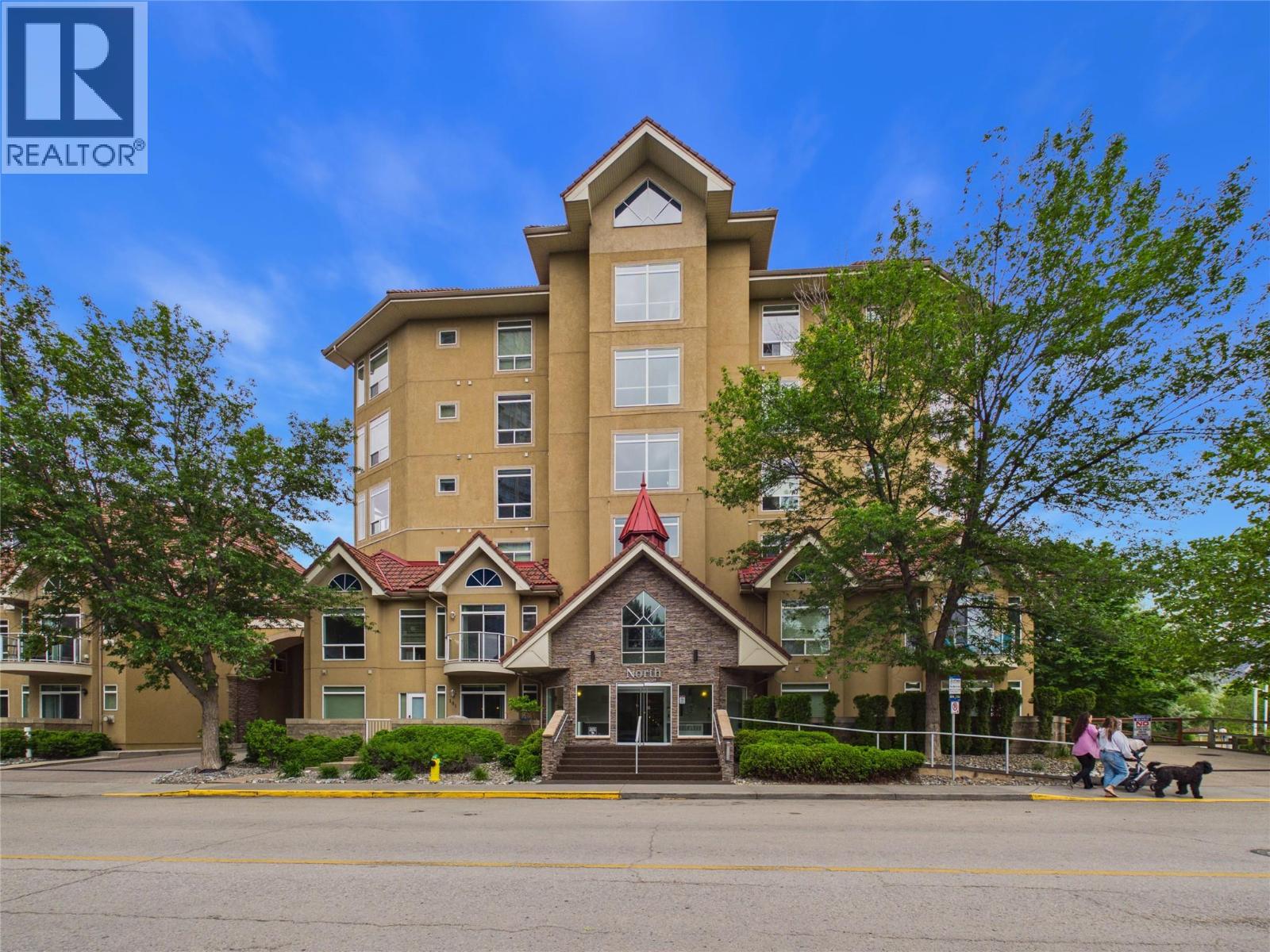1088 Sunset Drive Unit# 302