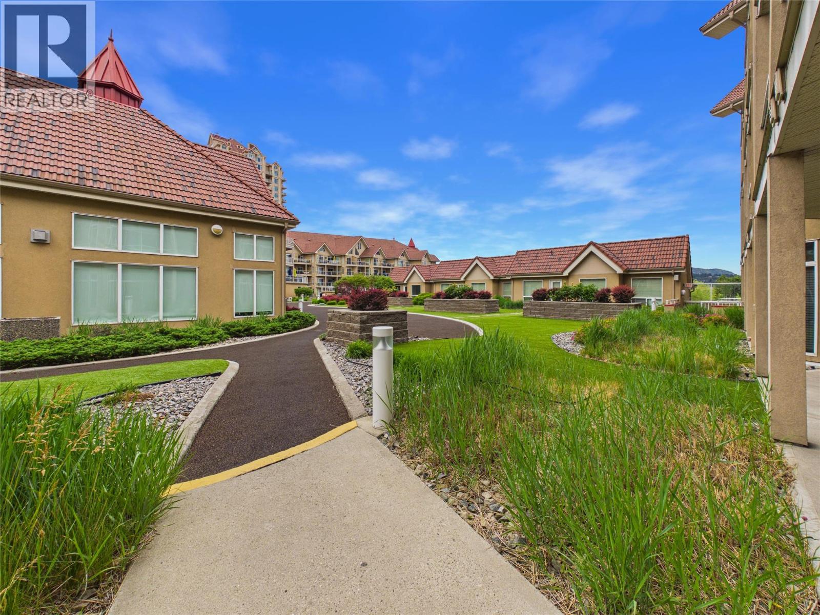 1088 Sunset Drive Unit# 302