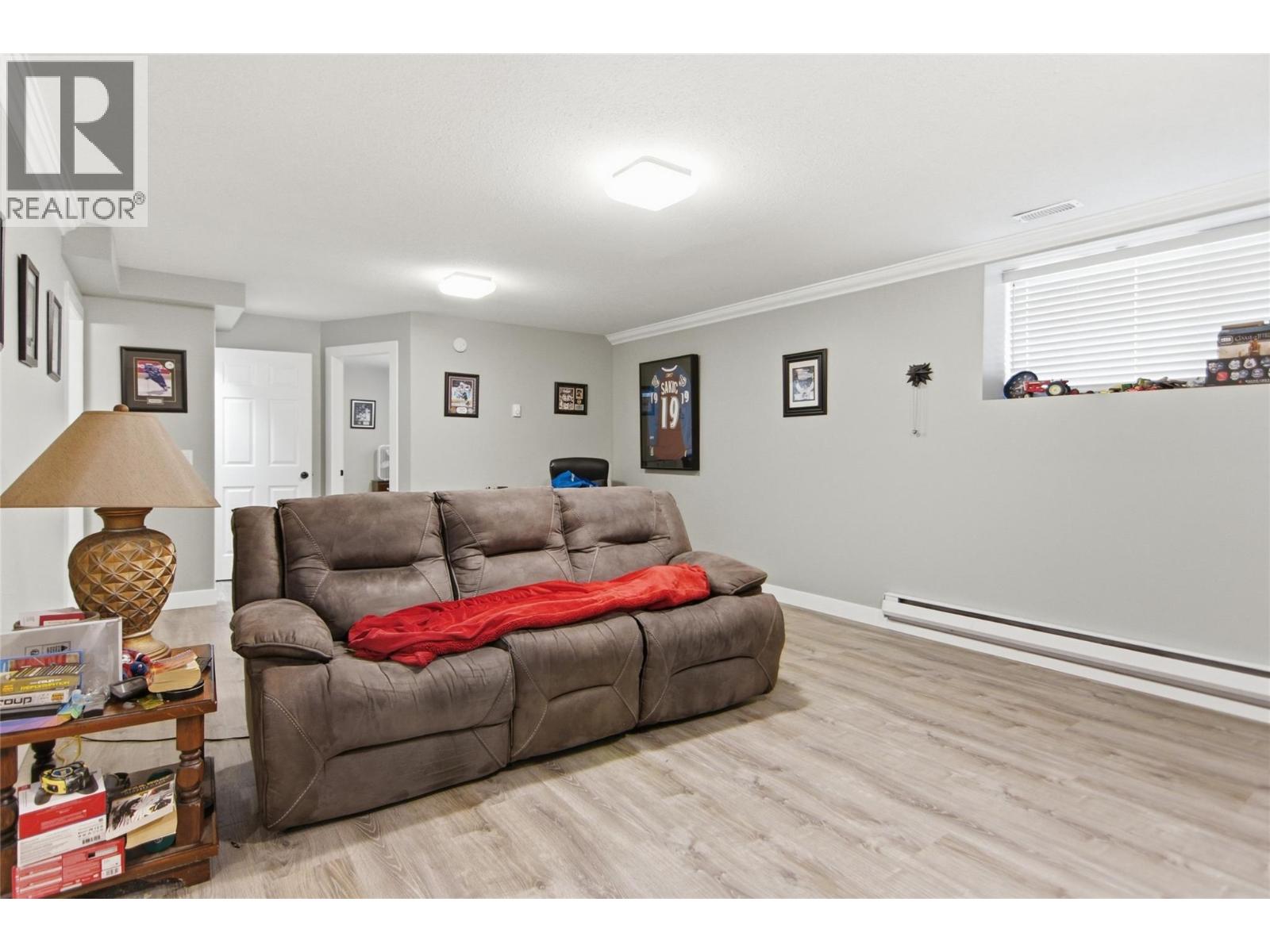 3014 Harwood Road