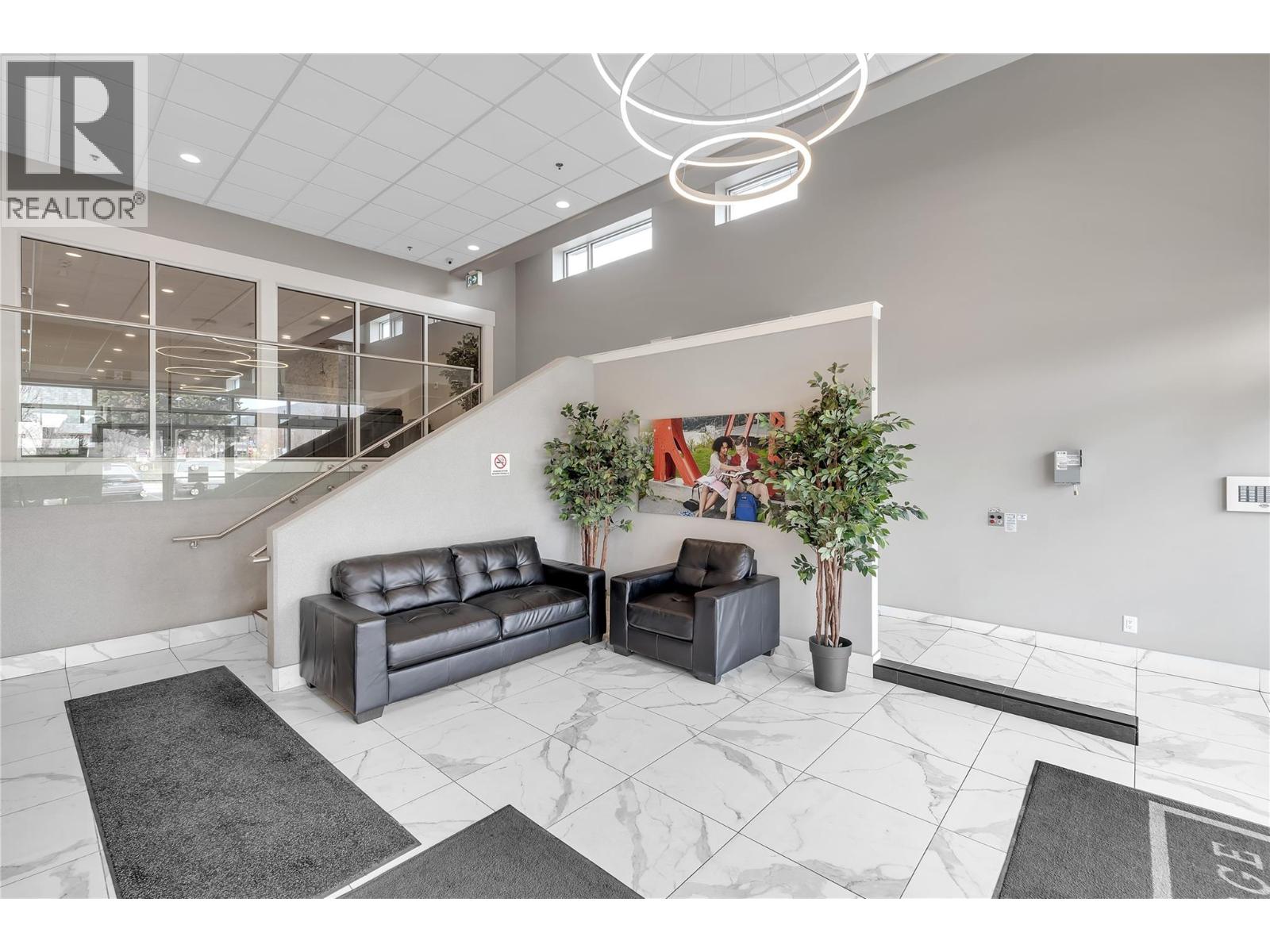 925 Leon Avenue Unit# 426