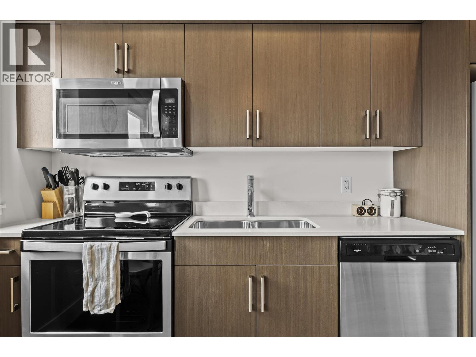 925 Leon Avenue Unit# 426