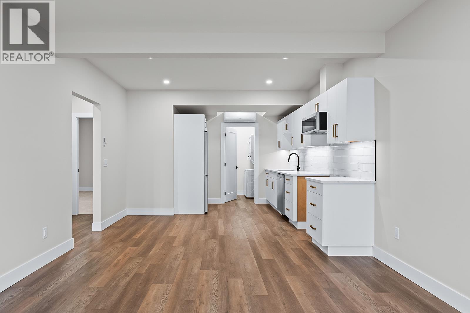 1025 Kitson Court