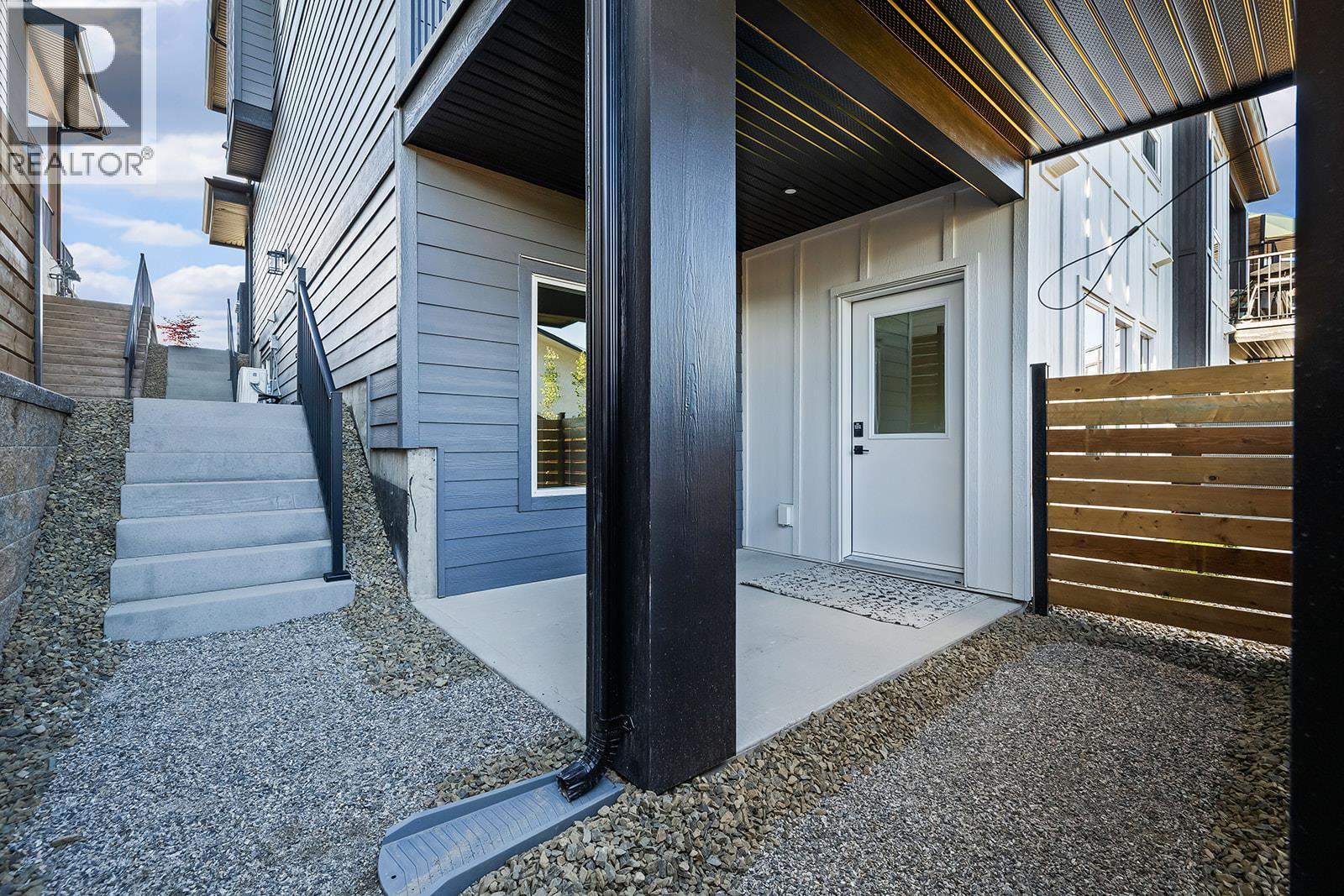 1025 Kitson Court