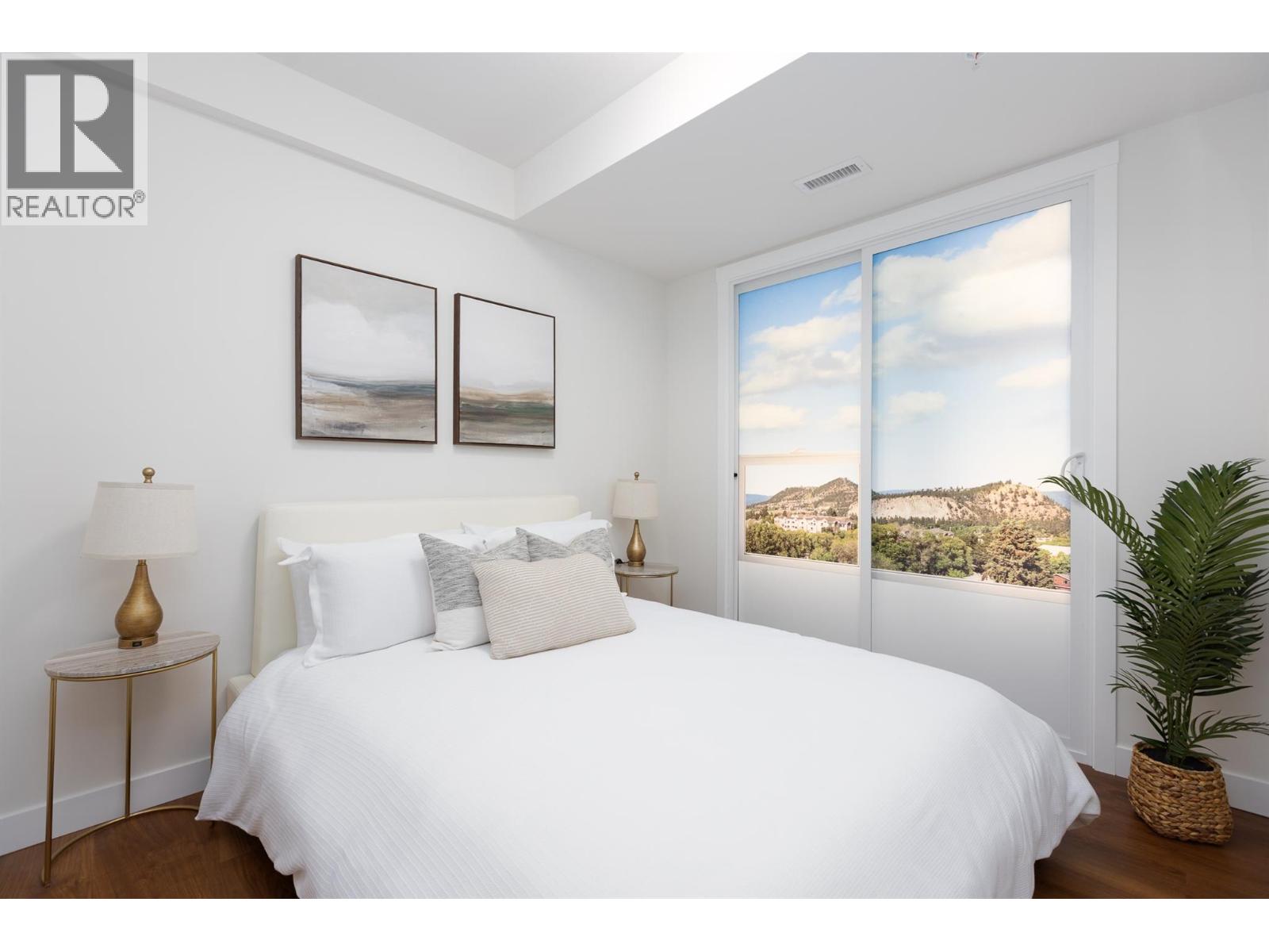 1281 Pridham Avenue Unit# 446 Lot# 125