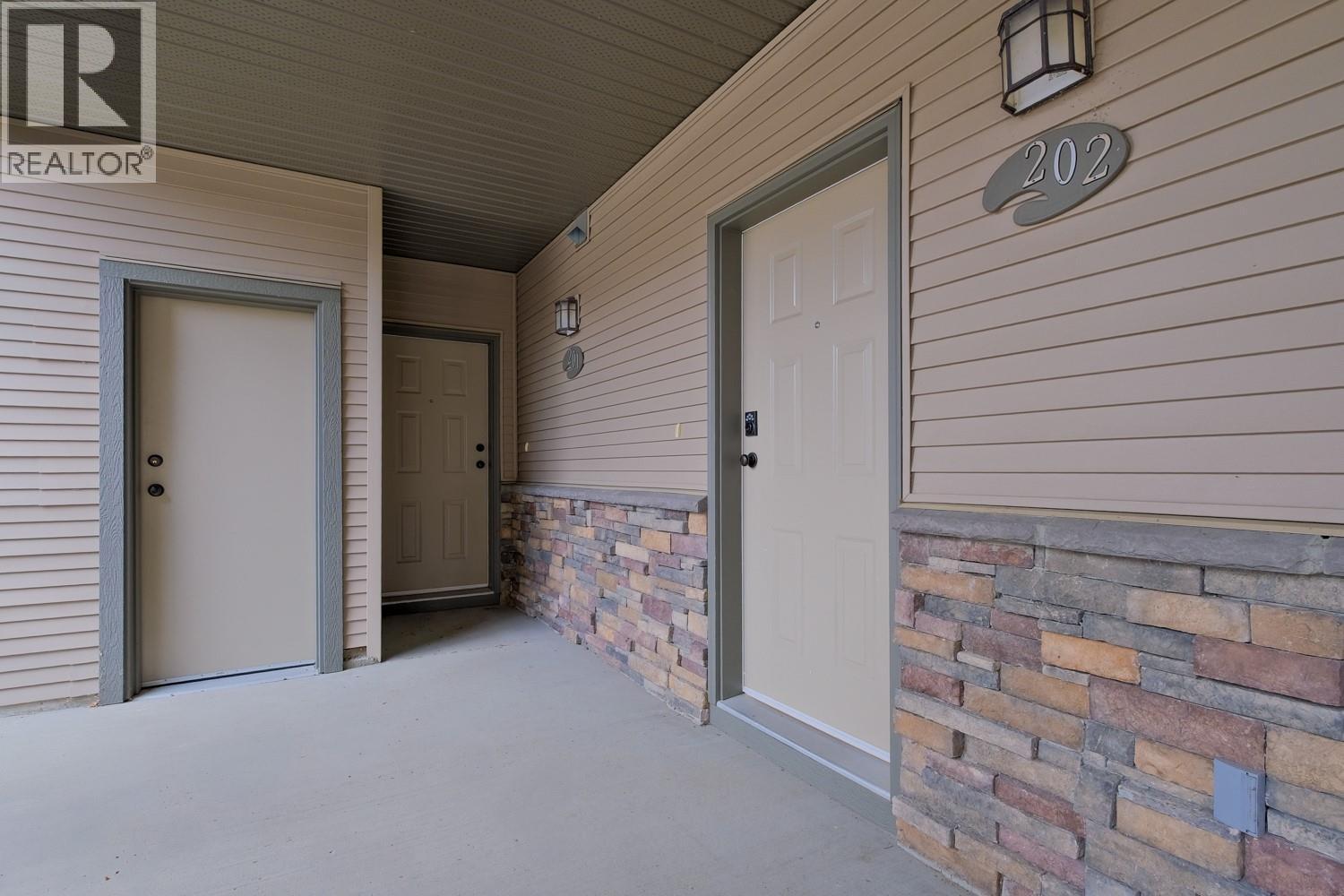 3350 Woodsdale Road Unit# 202