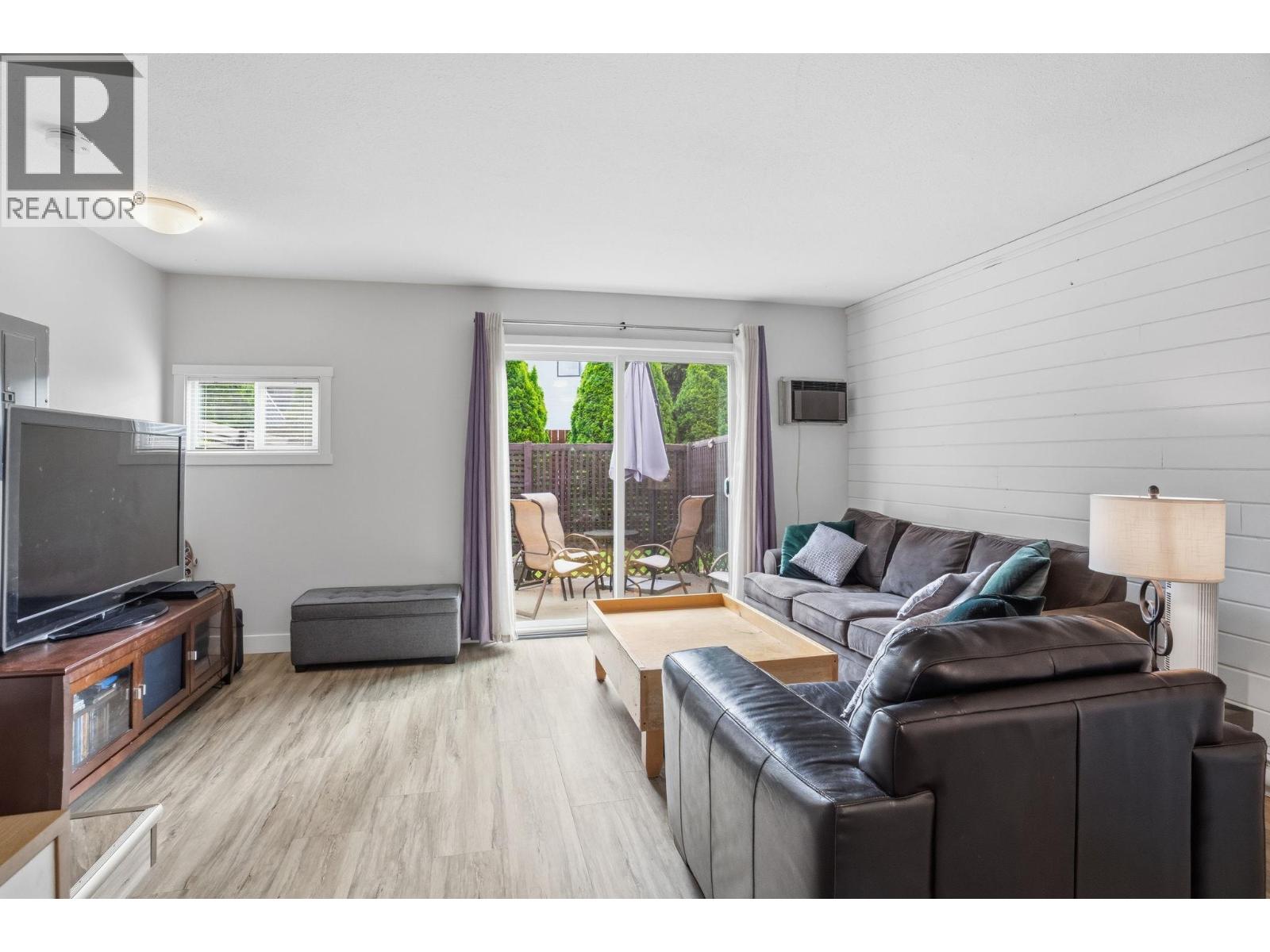 3135 Walnut Road Unit# 4