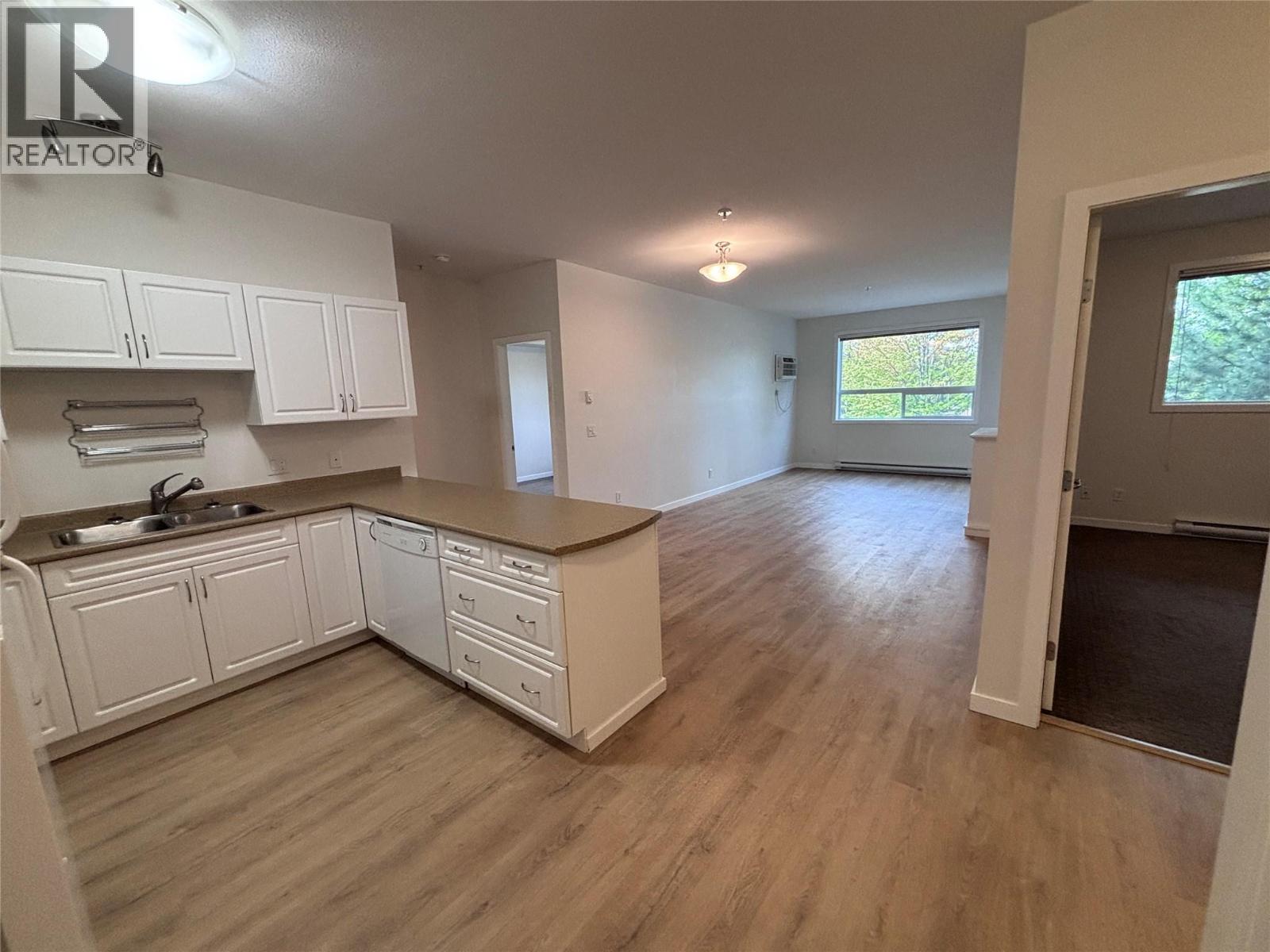 778 Rutland Road N Unit# 210