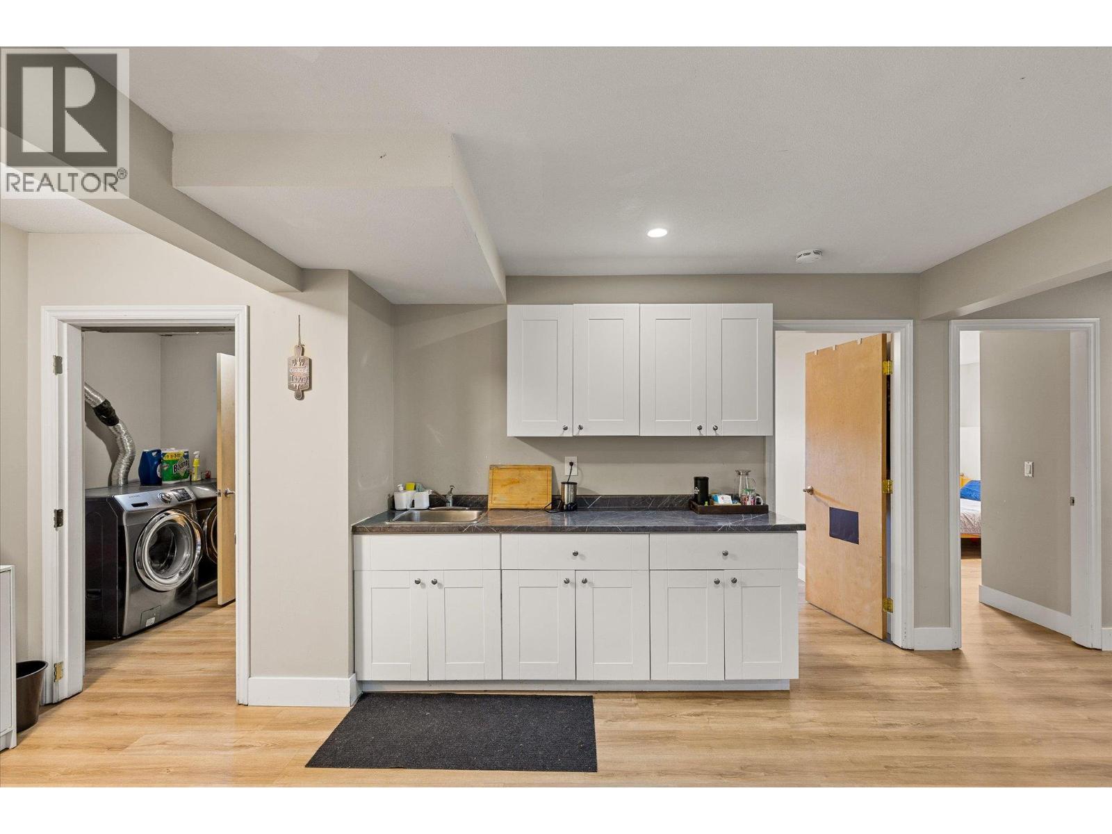 11592 Okanagan Centre Road E