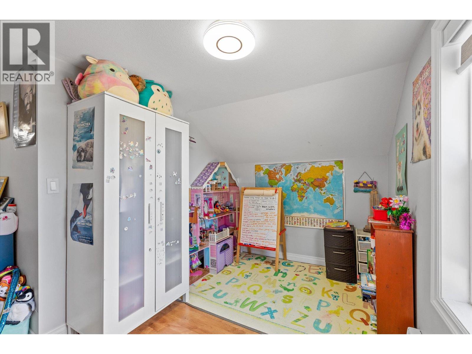 11592 Okanagan Centre Road E