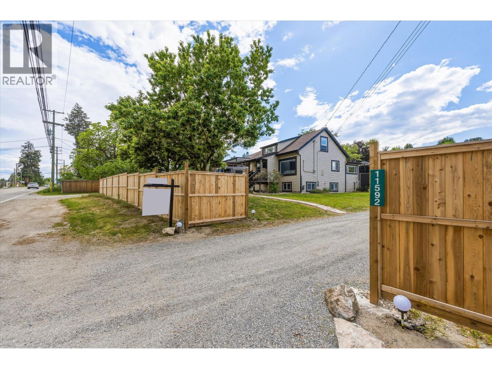 11592 Okanagan Centre Road E
