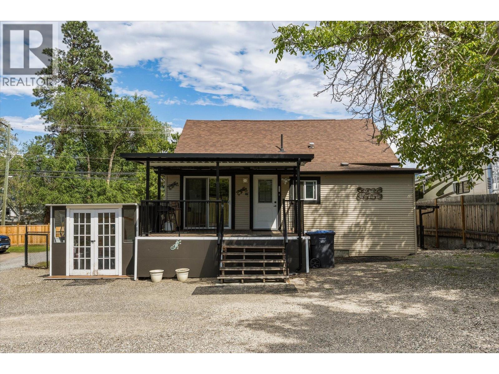 11592 Okanagan Centre Road E