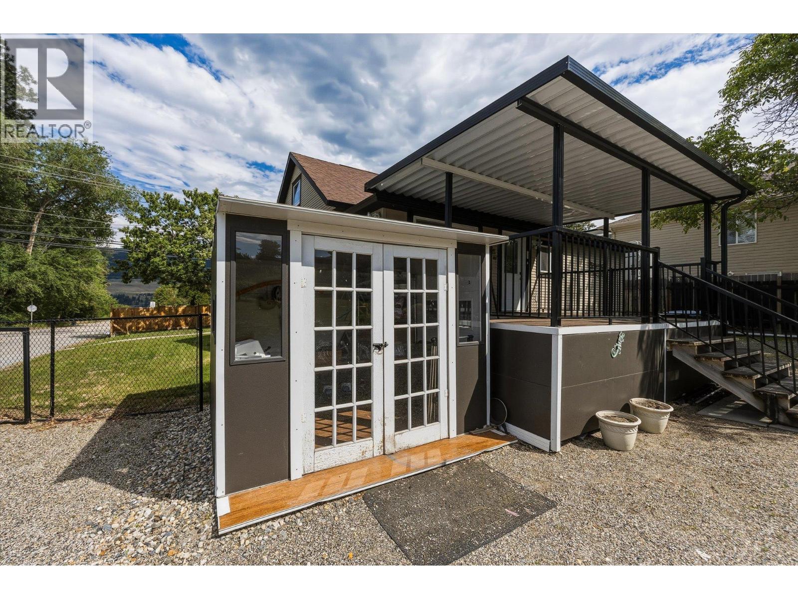 11592 Okanagan Centre Road E