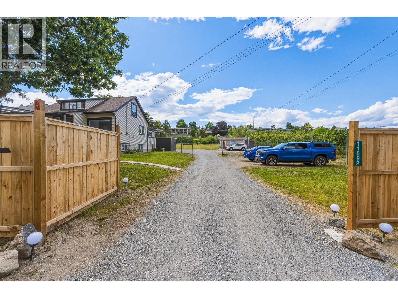11592 Okanagan Centre Road E