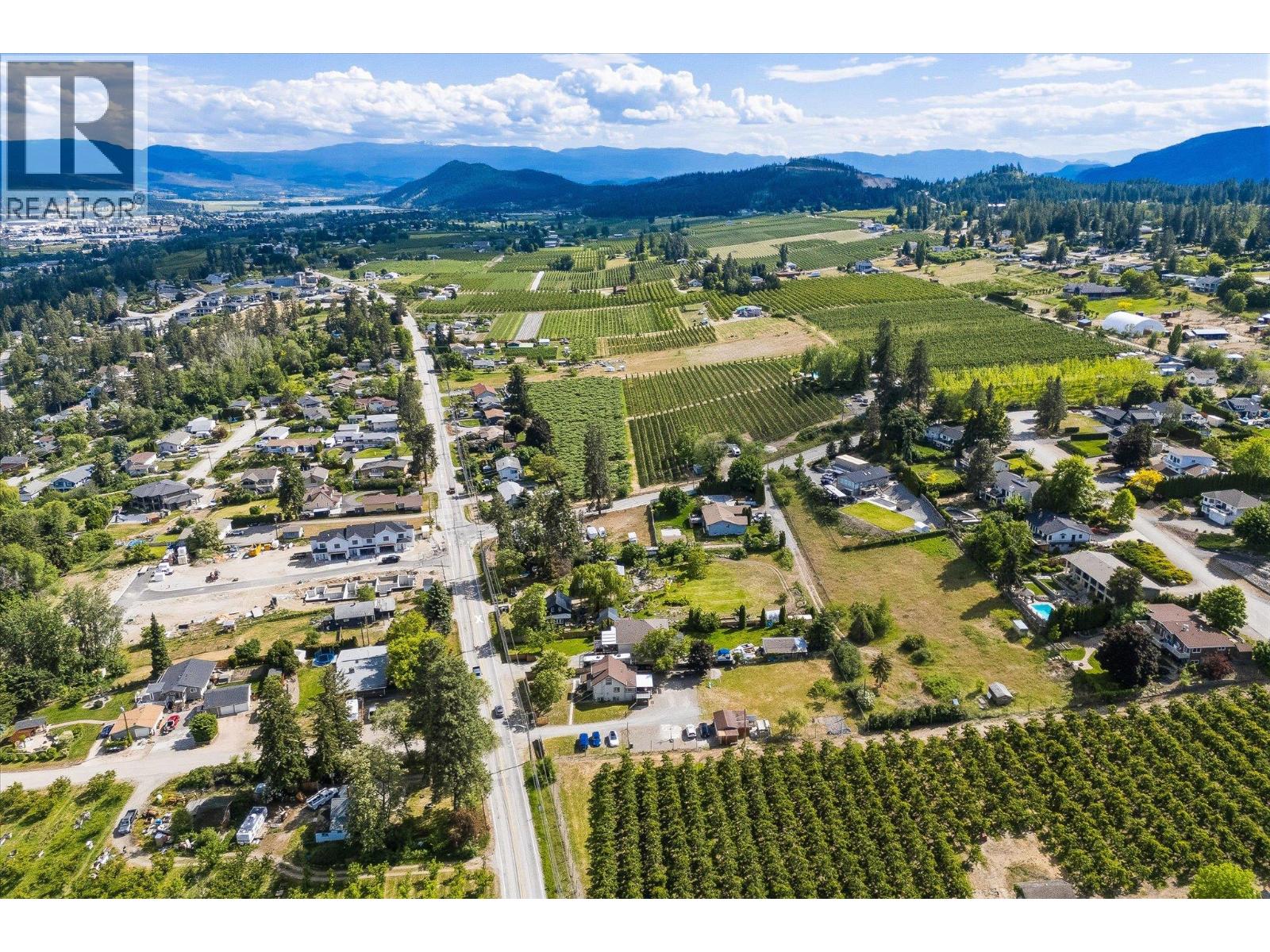 11592 Okanagan Centre Road E