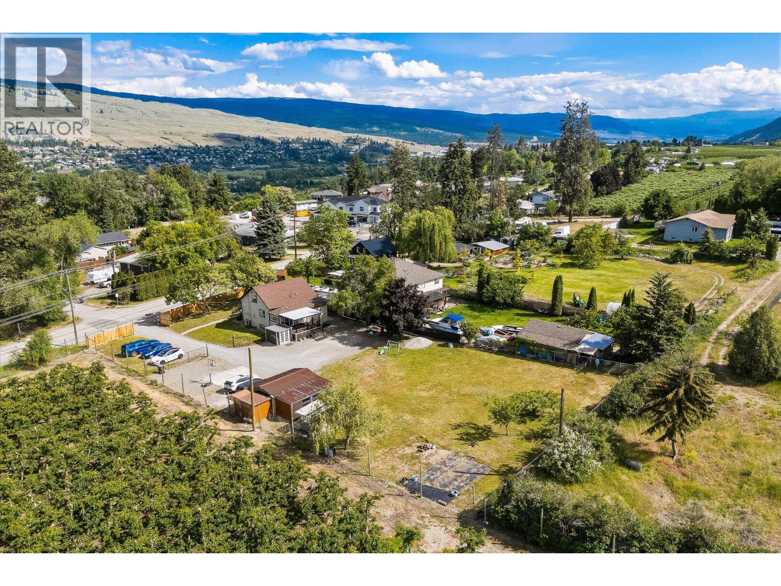 11592 Okanagan Centre Road E