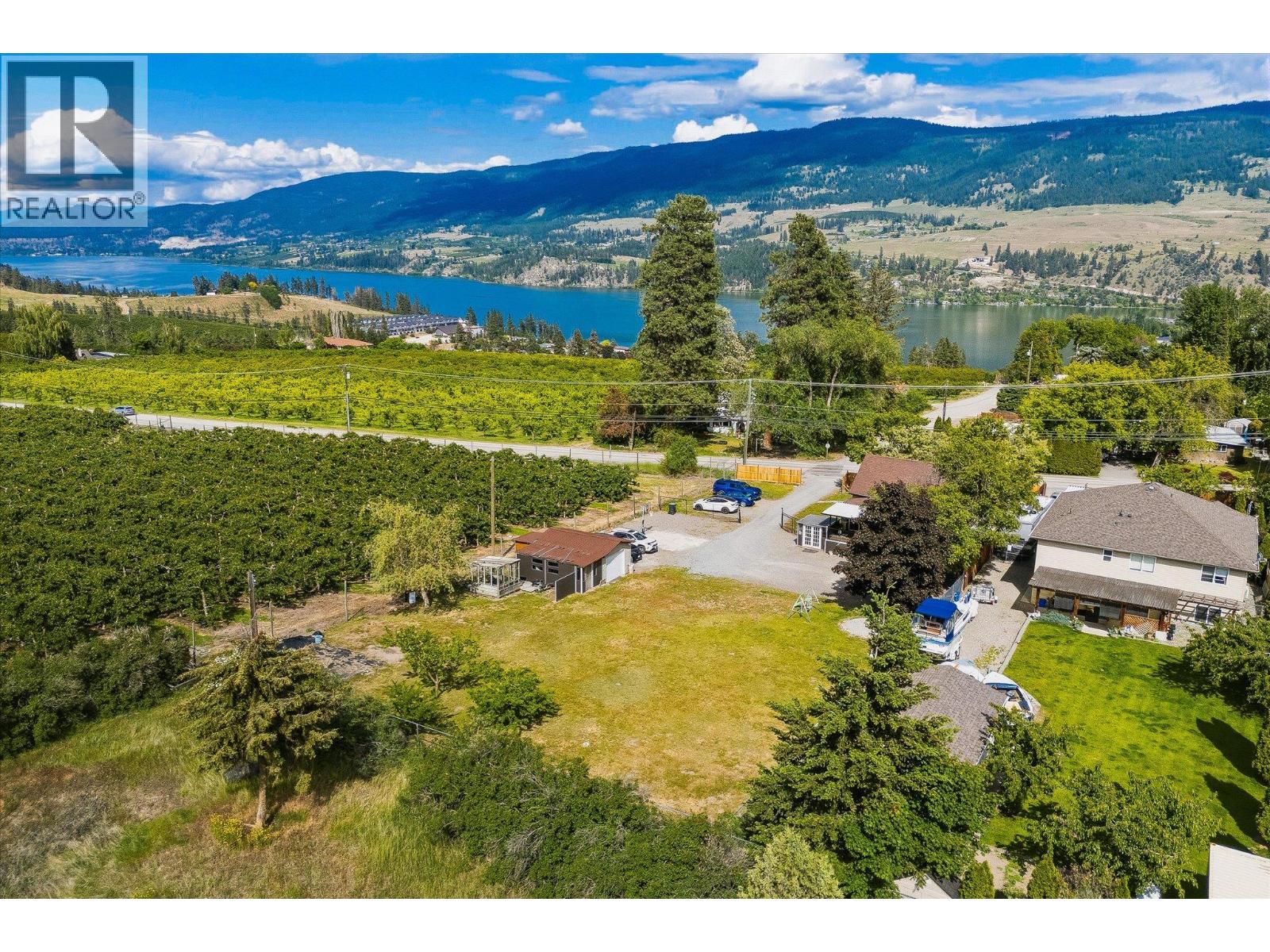 11592 Okanagan Centre Road E