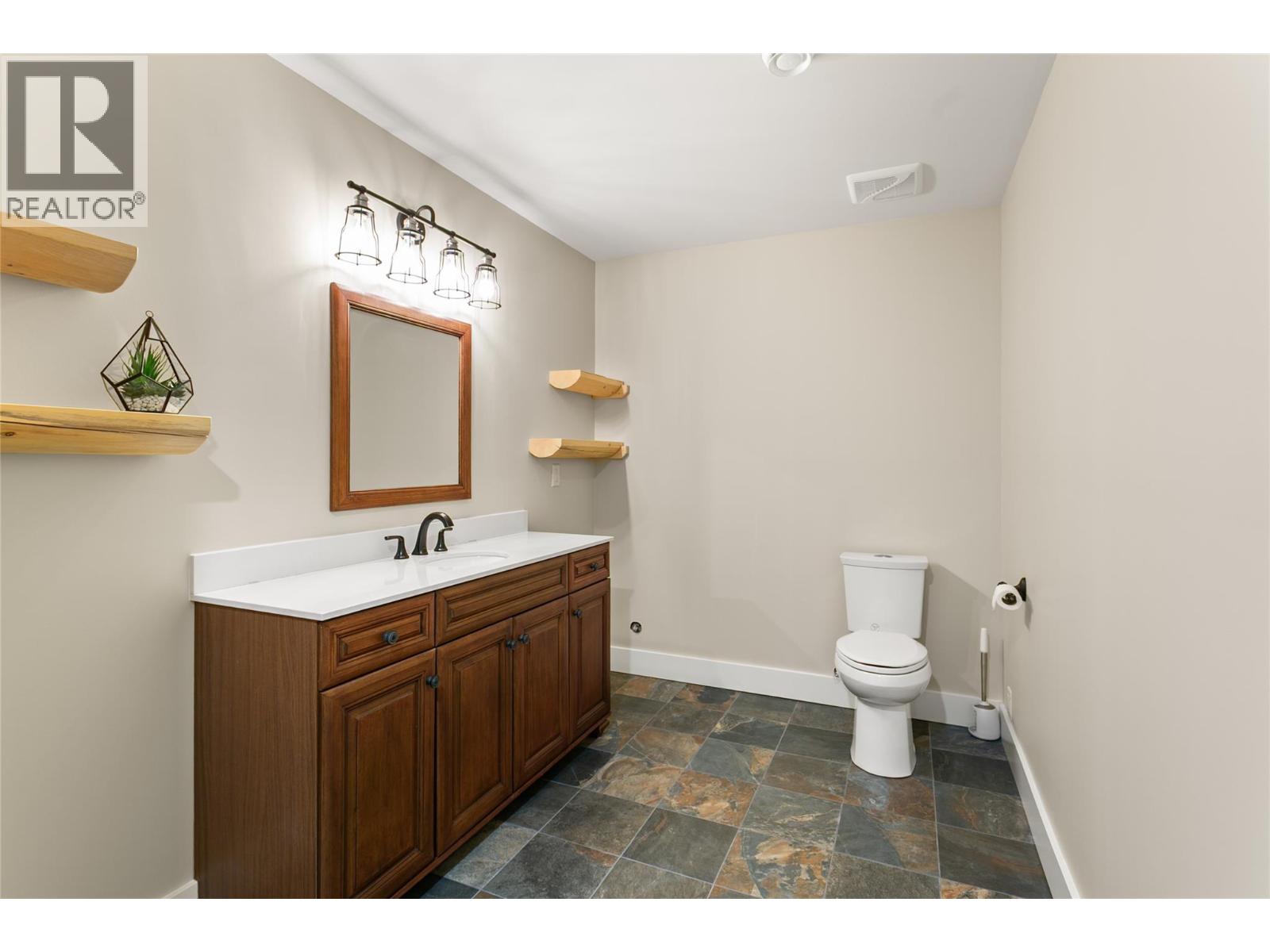 3298 Shiraz Court