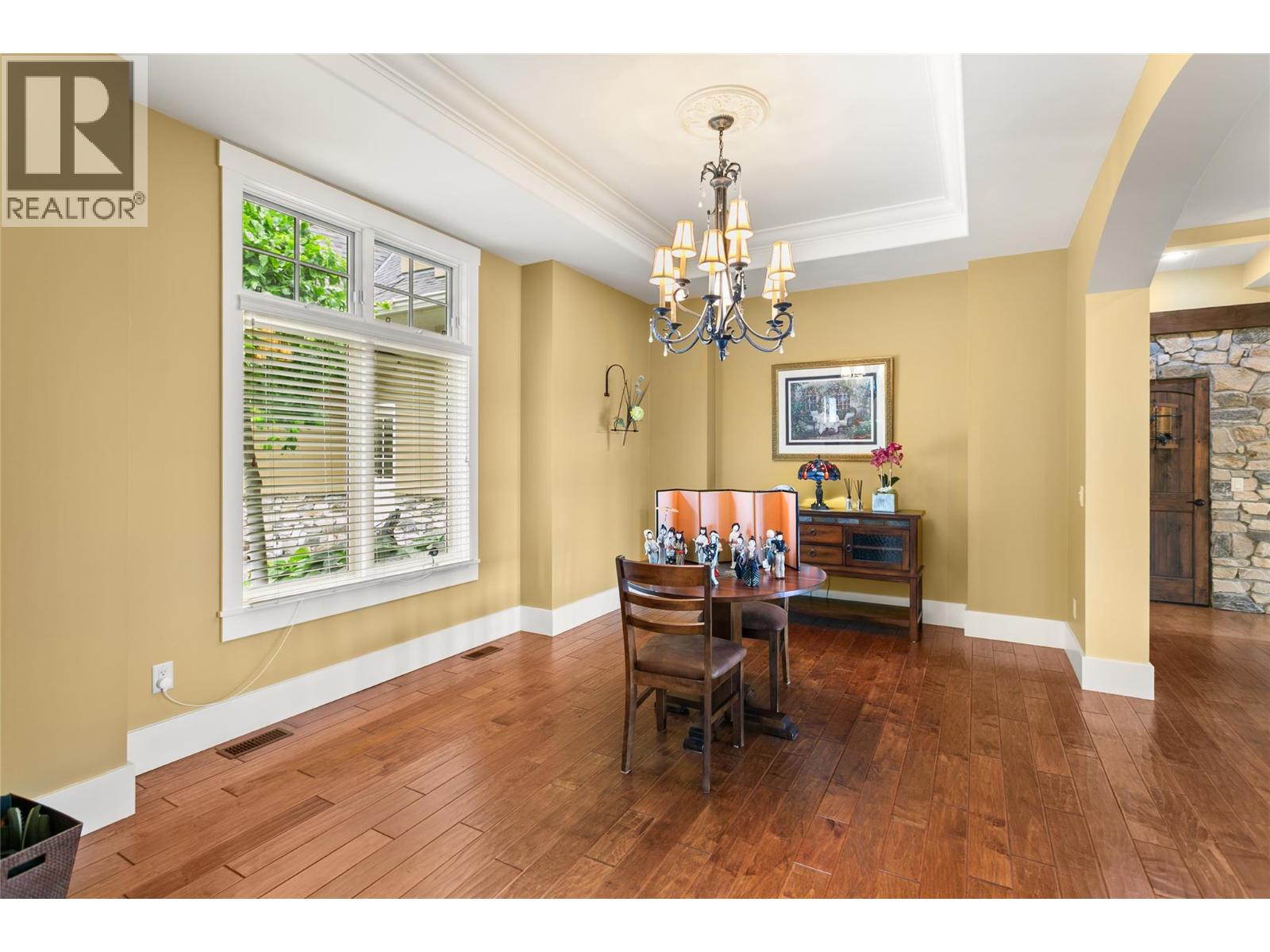 3298 Shiraz Court