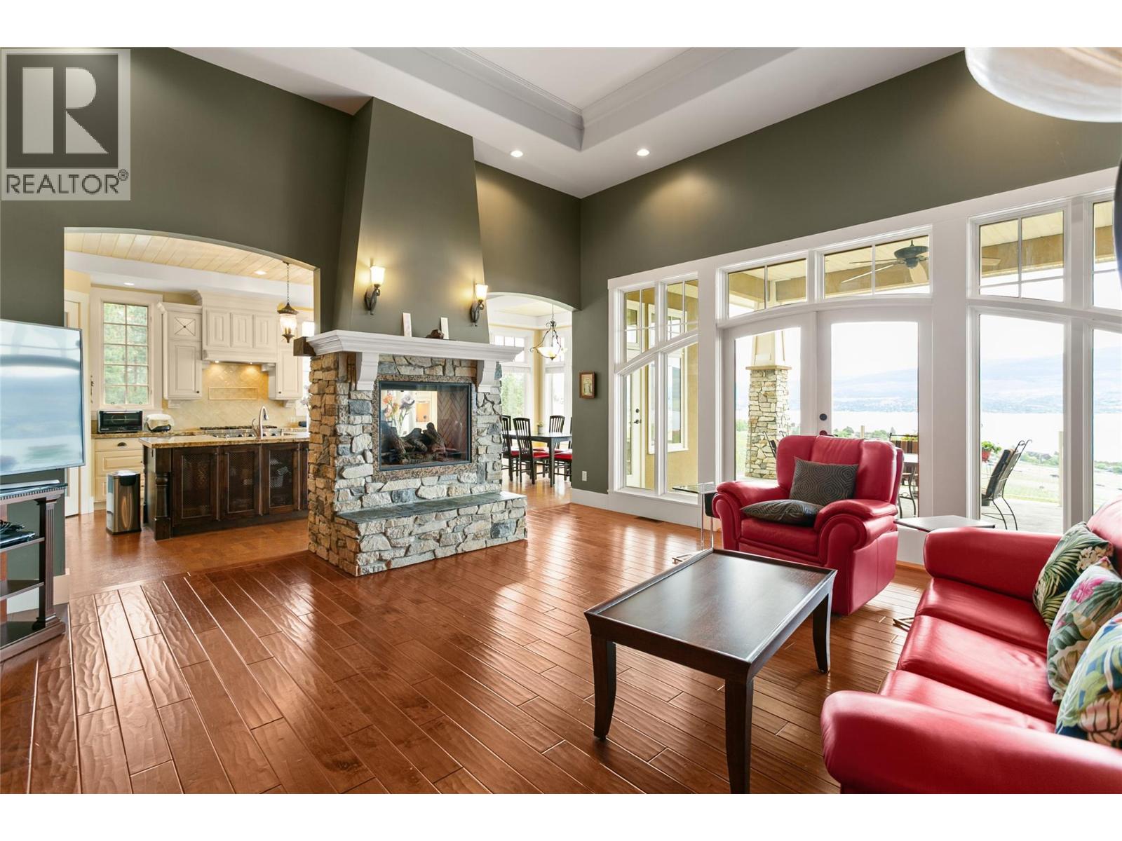 3298 Shiraz Court