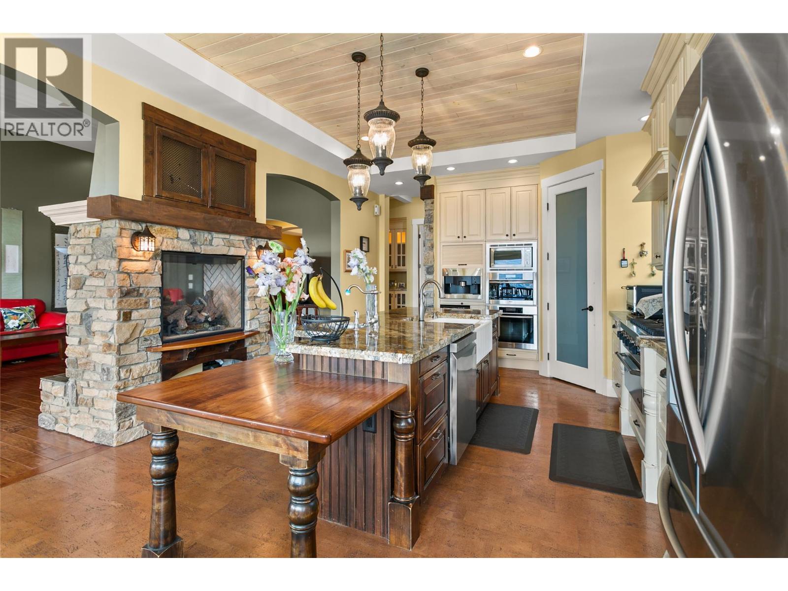 3298 Shiraz Court