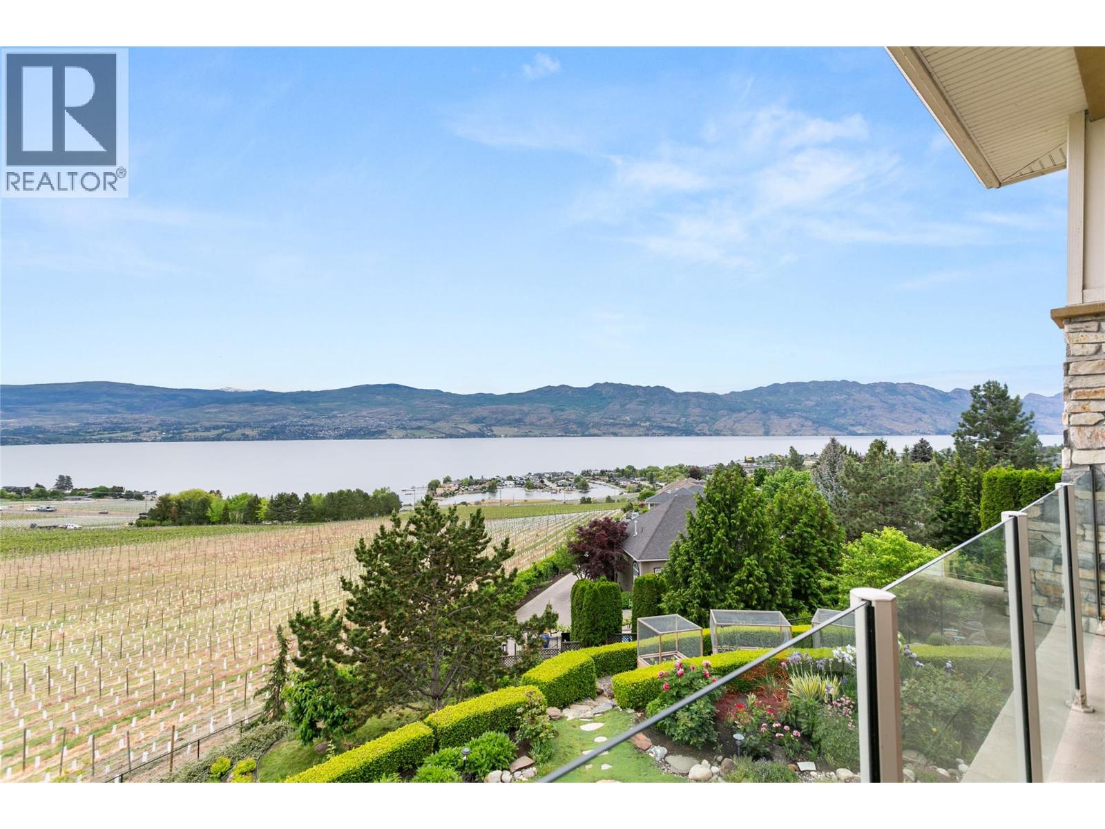 3298 Shiraz Court