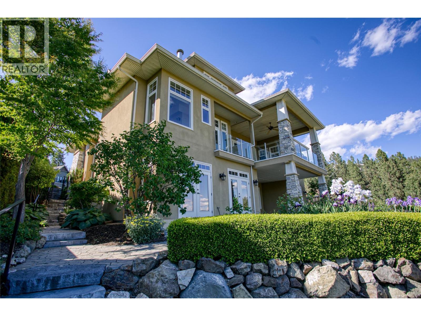3298 Shiraz Court