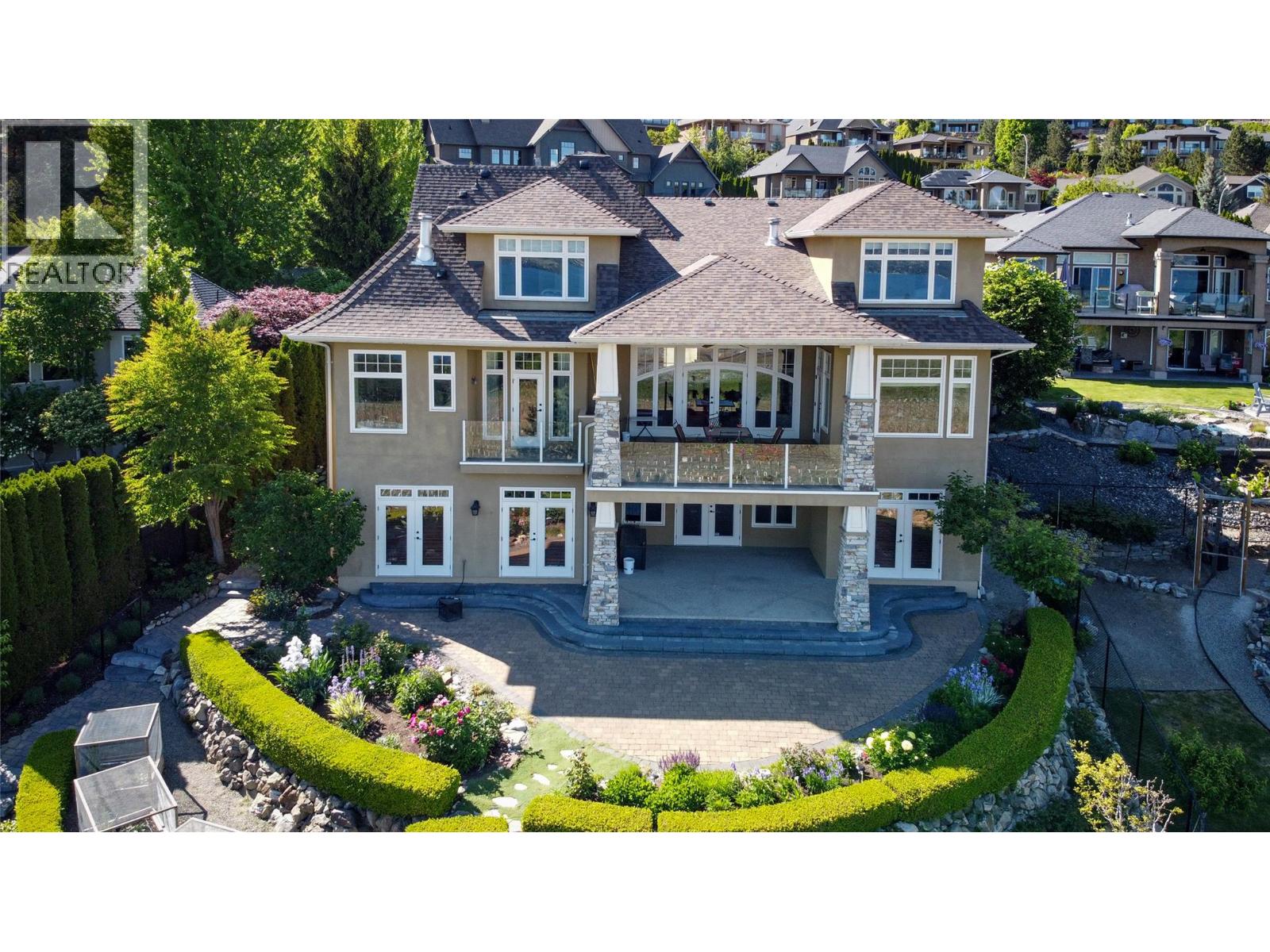 3298 Shiraz Court