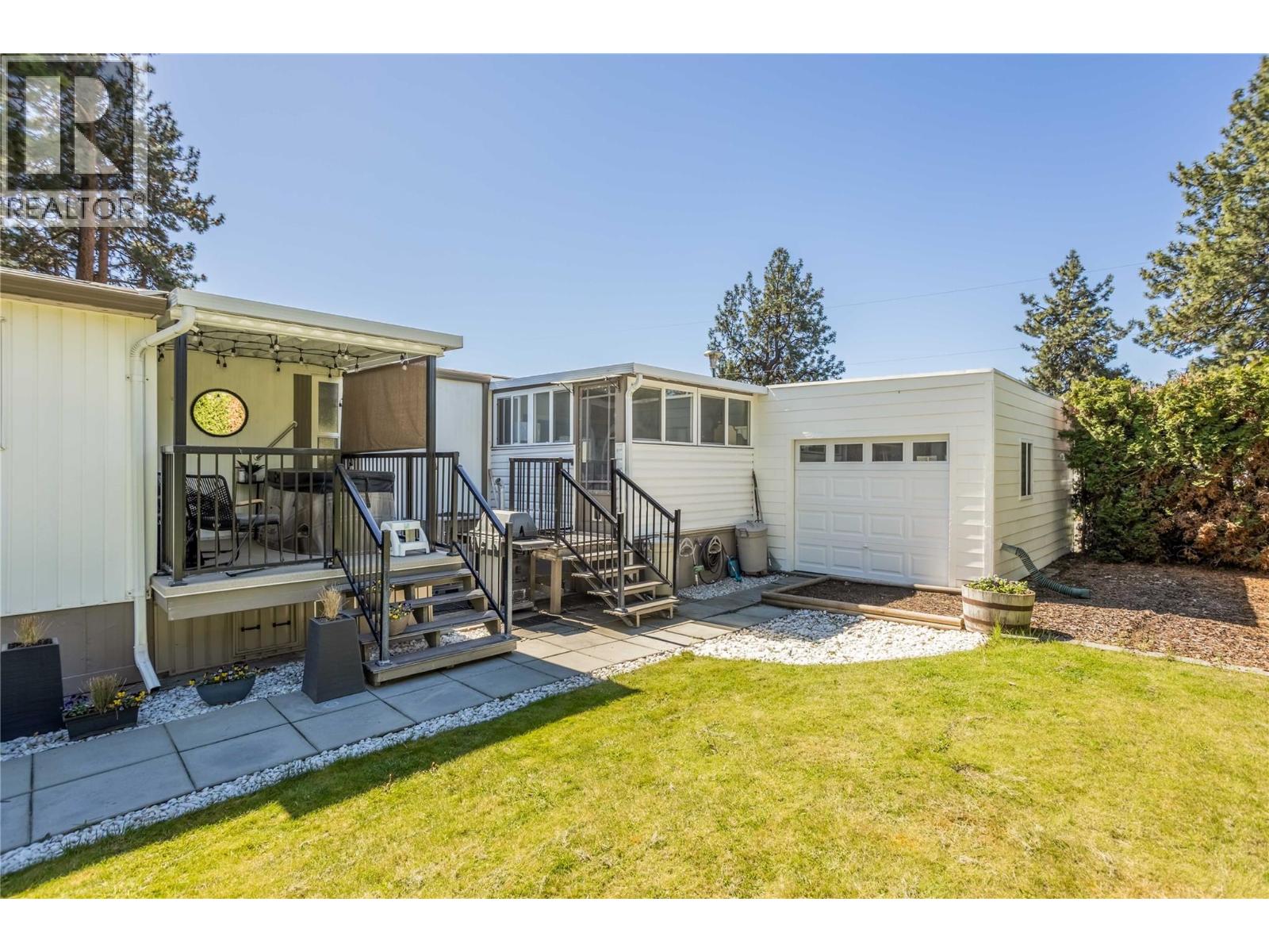1929 Highway 97 S Unit# 1