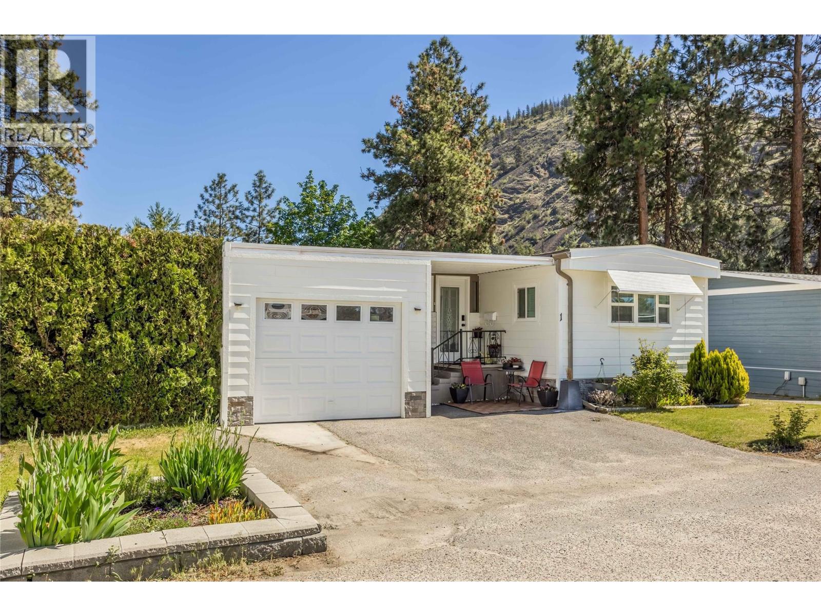 1929 Highway 97 S Unit# 1