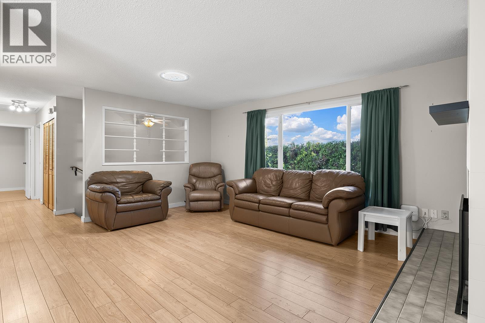 2085 Ruby Road