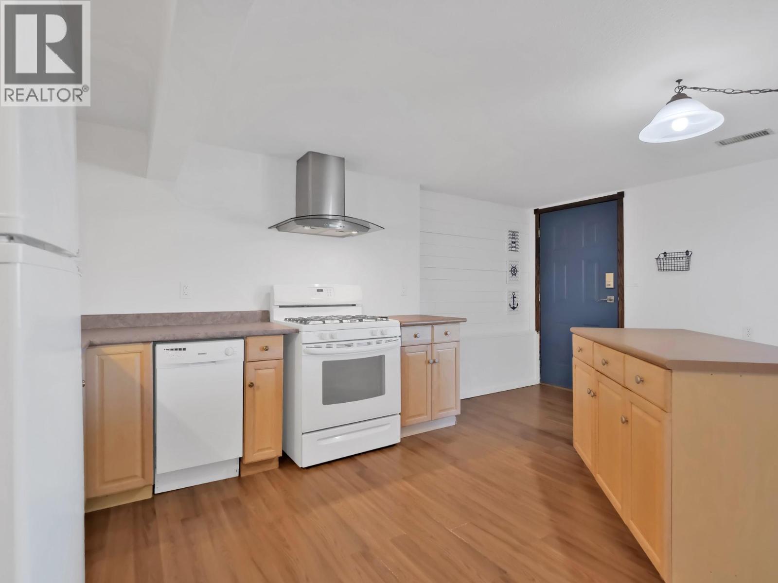1108 Menu Road