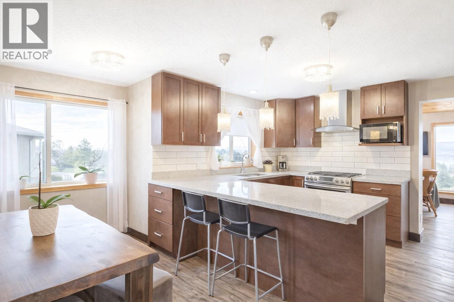 1108 Menu Road