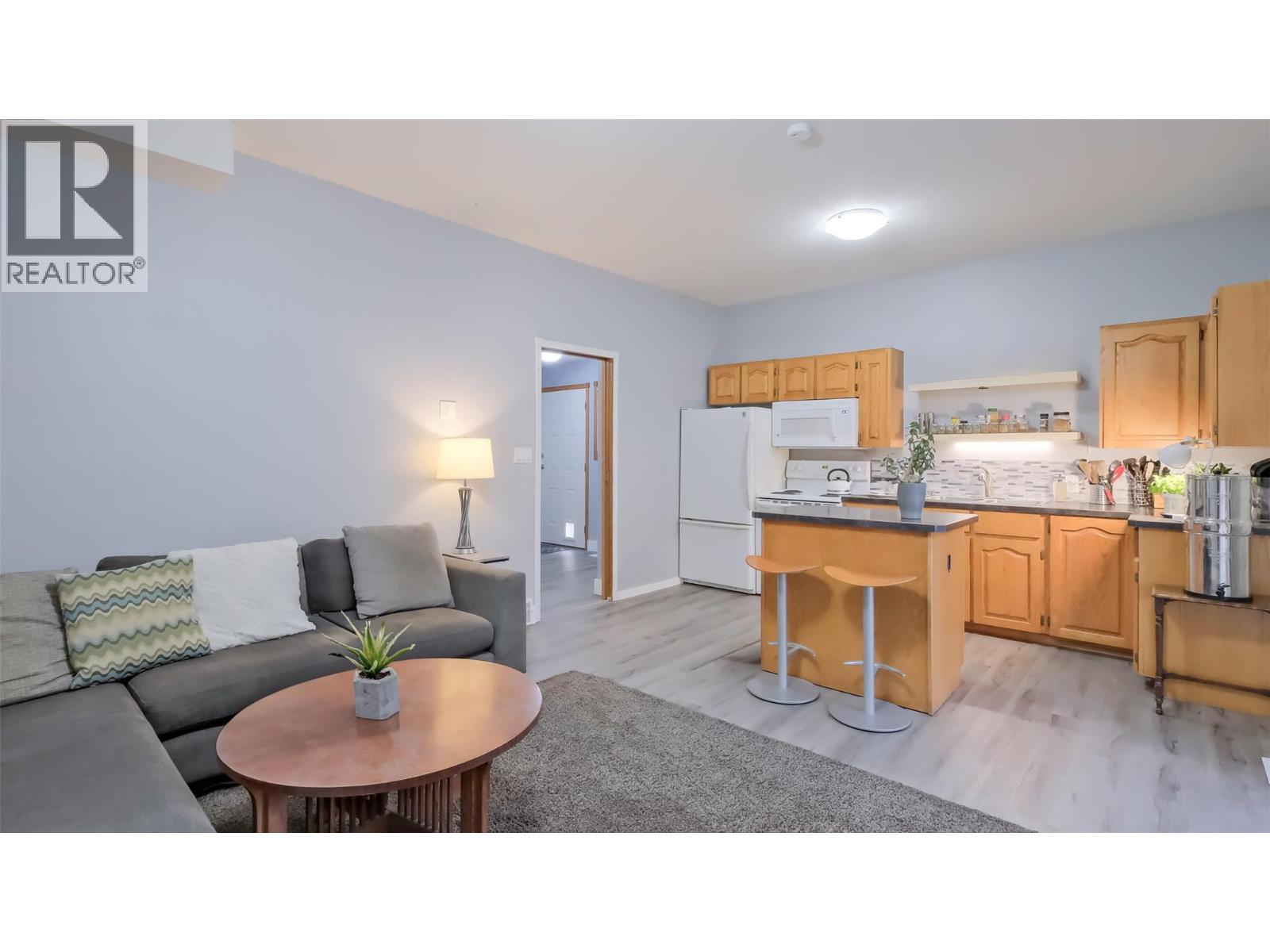1108 Menu Road