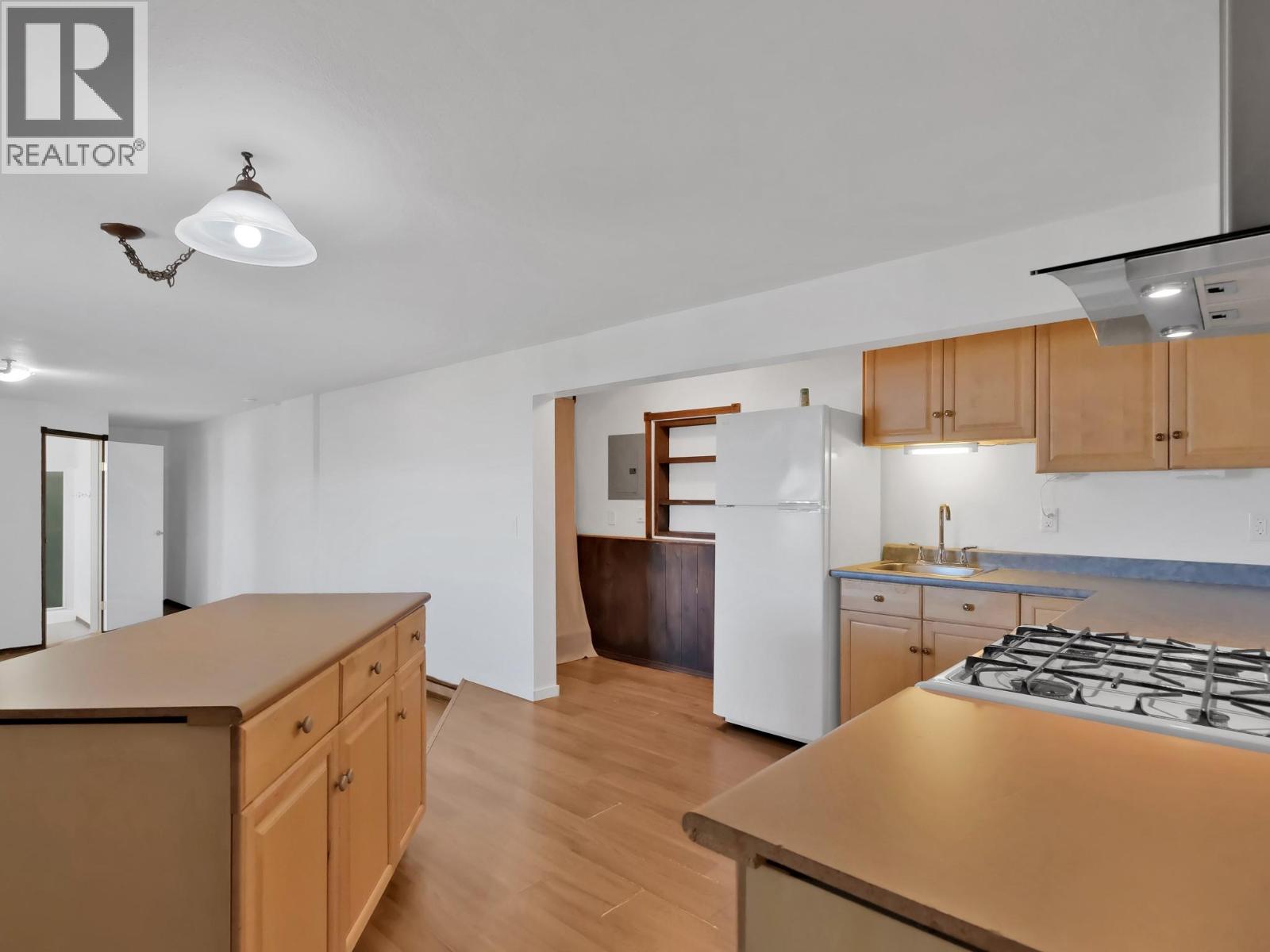 1108 Menu Road
