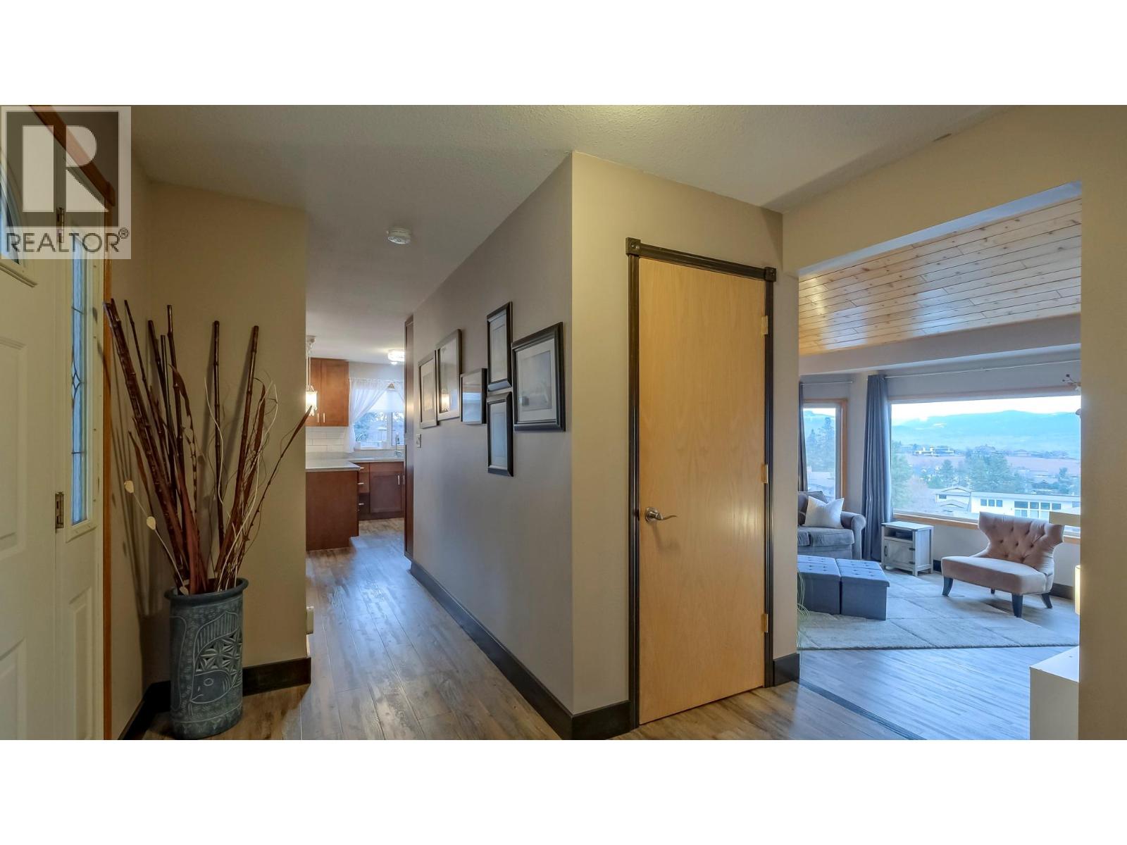 1108 Menu Road