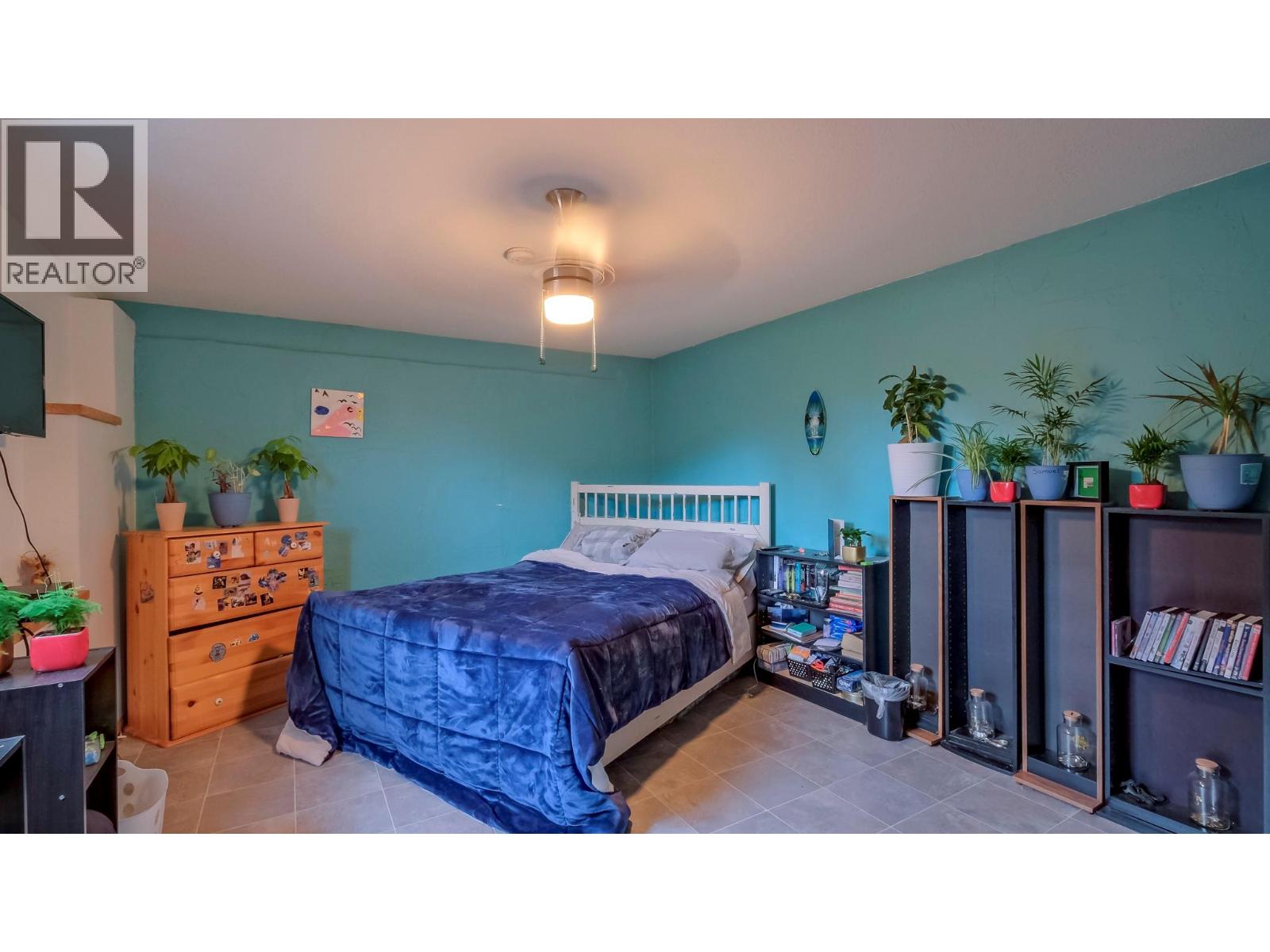 1108 Menu Road