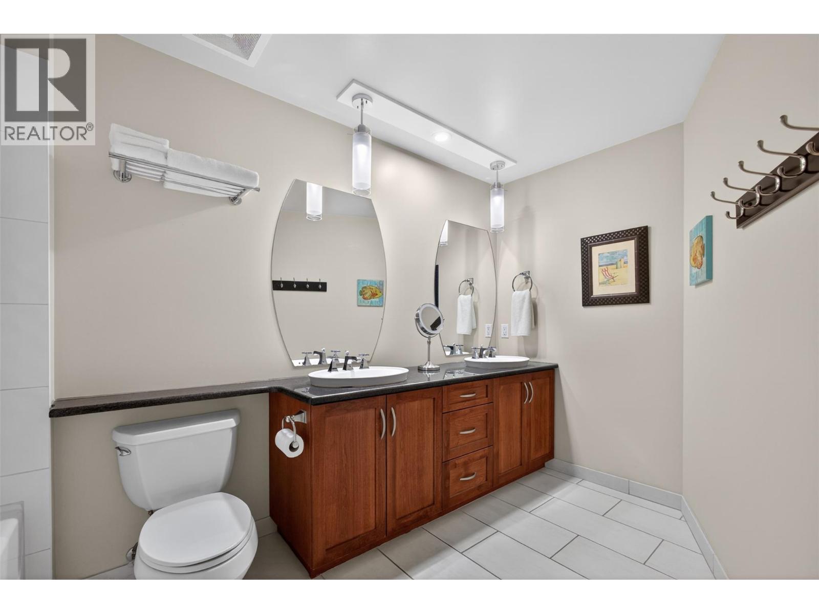 2901 Abbott Street Unit# 101