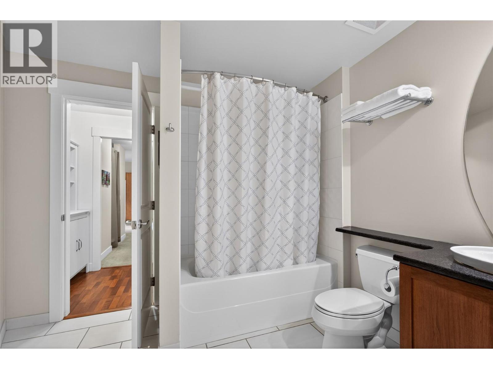 2901 Abbott Street Unit# 101