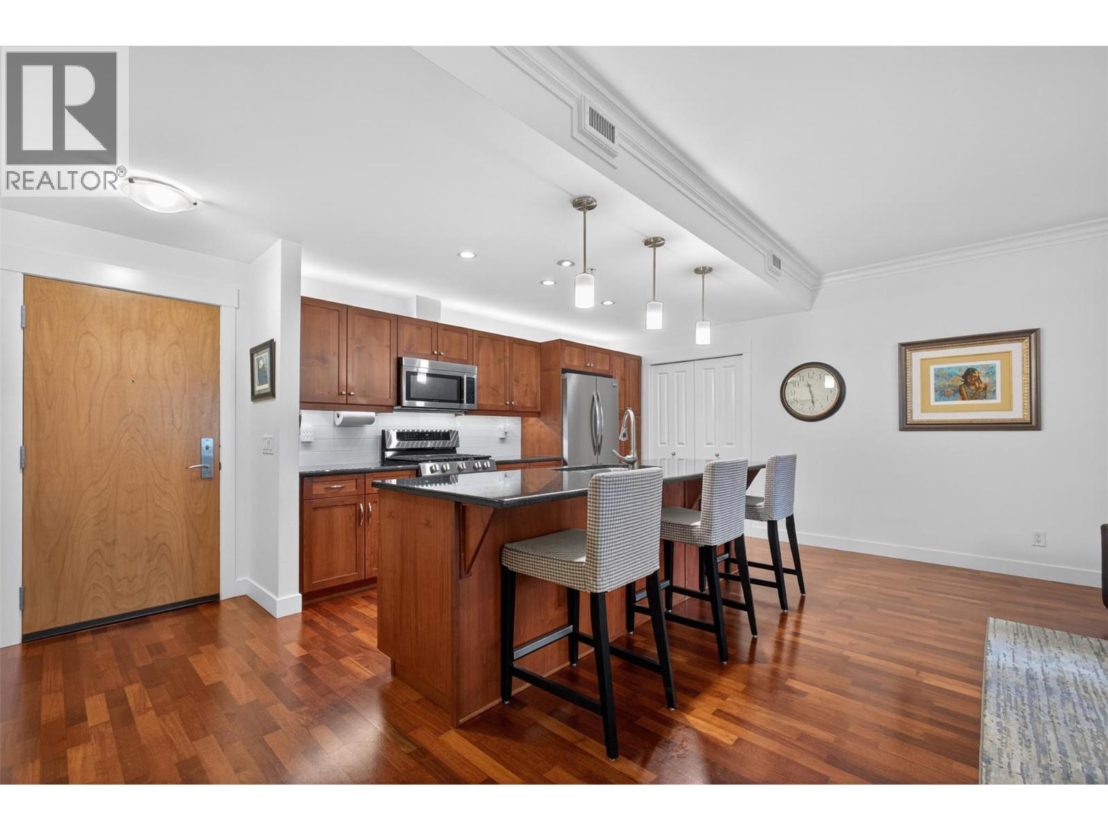 2901 Abbott Street Unit# 101
