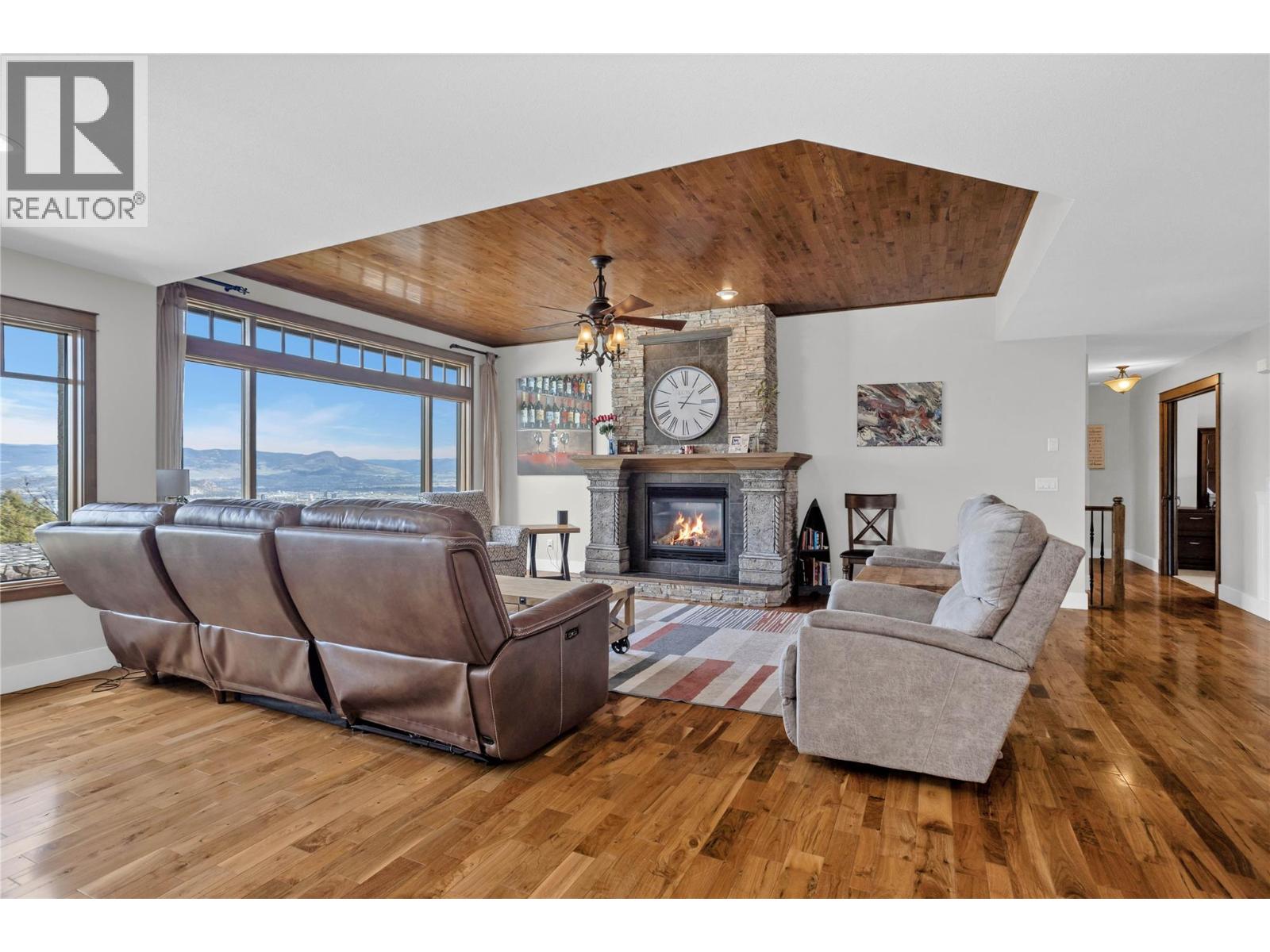 1208 Peak Point Drive